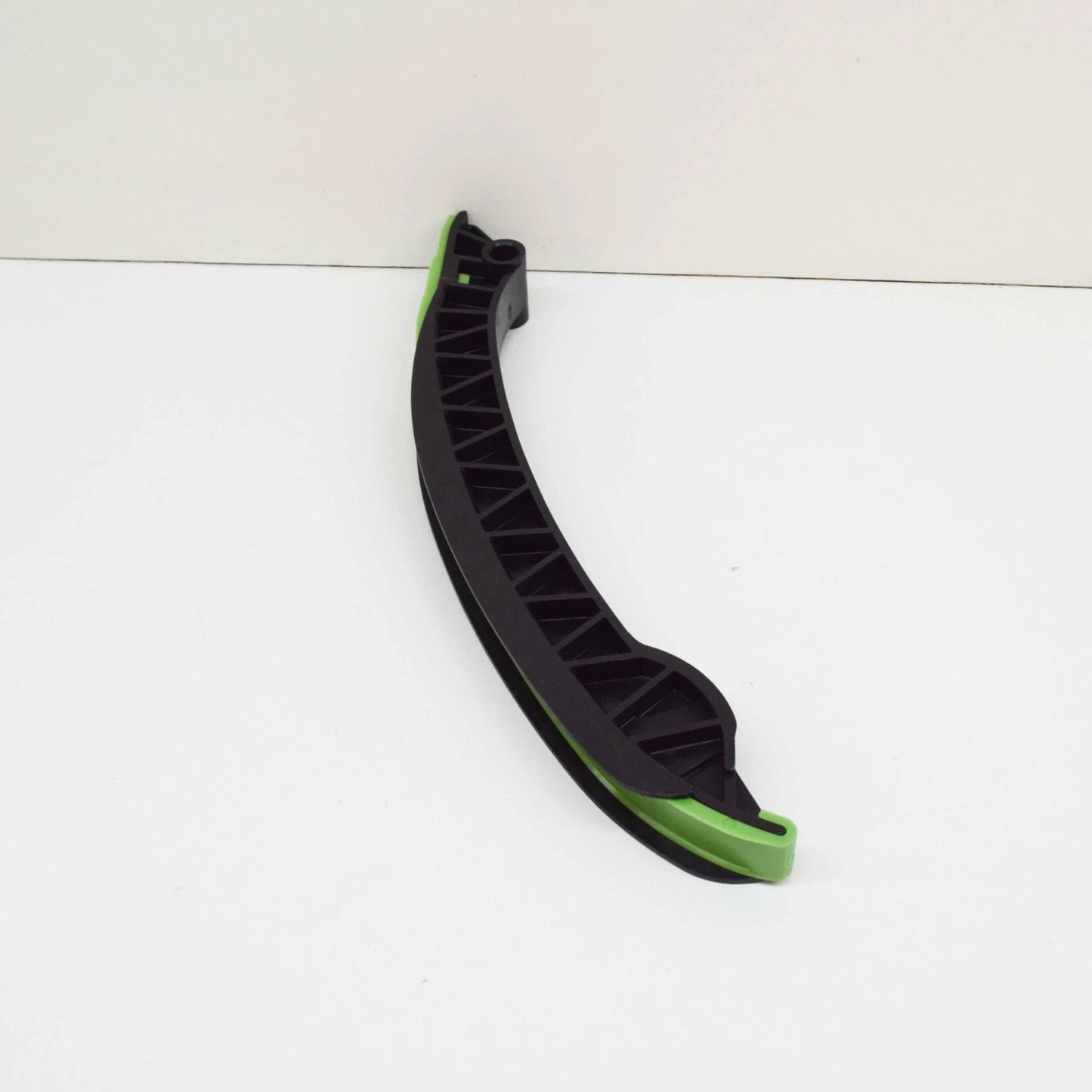 NEW MERCEDES-BENZ SLK R172 RIGHT LOWER CHAIN TENSIONING RAIL A2710500116