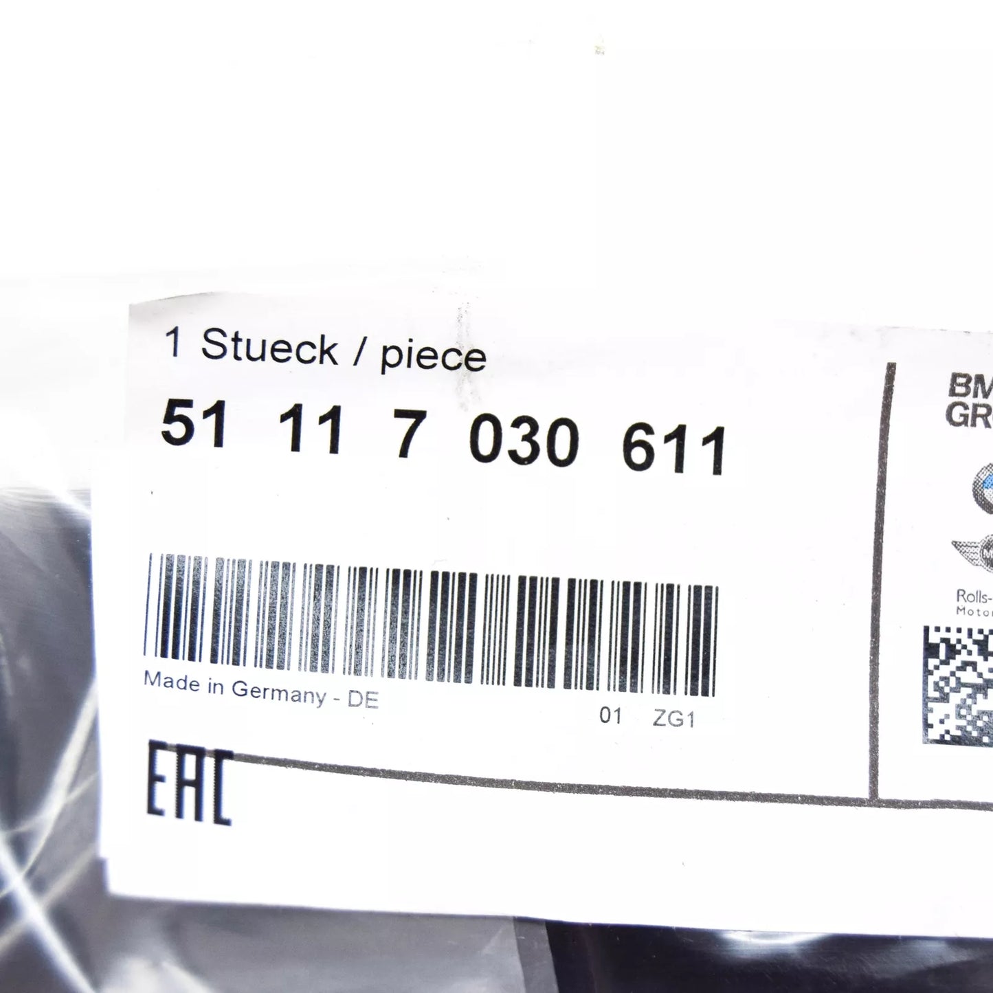 NEW BMW E46 IMPACT STRIP WITHOUT LICENSE PLATE BASE FRONT 7030611 51117030611