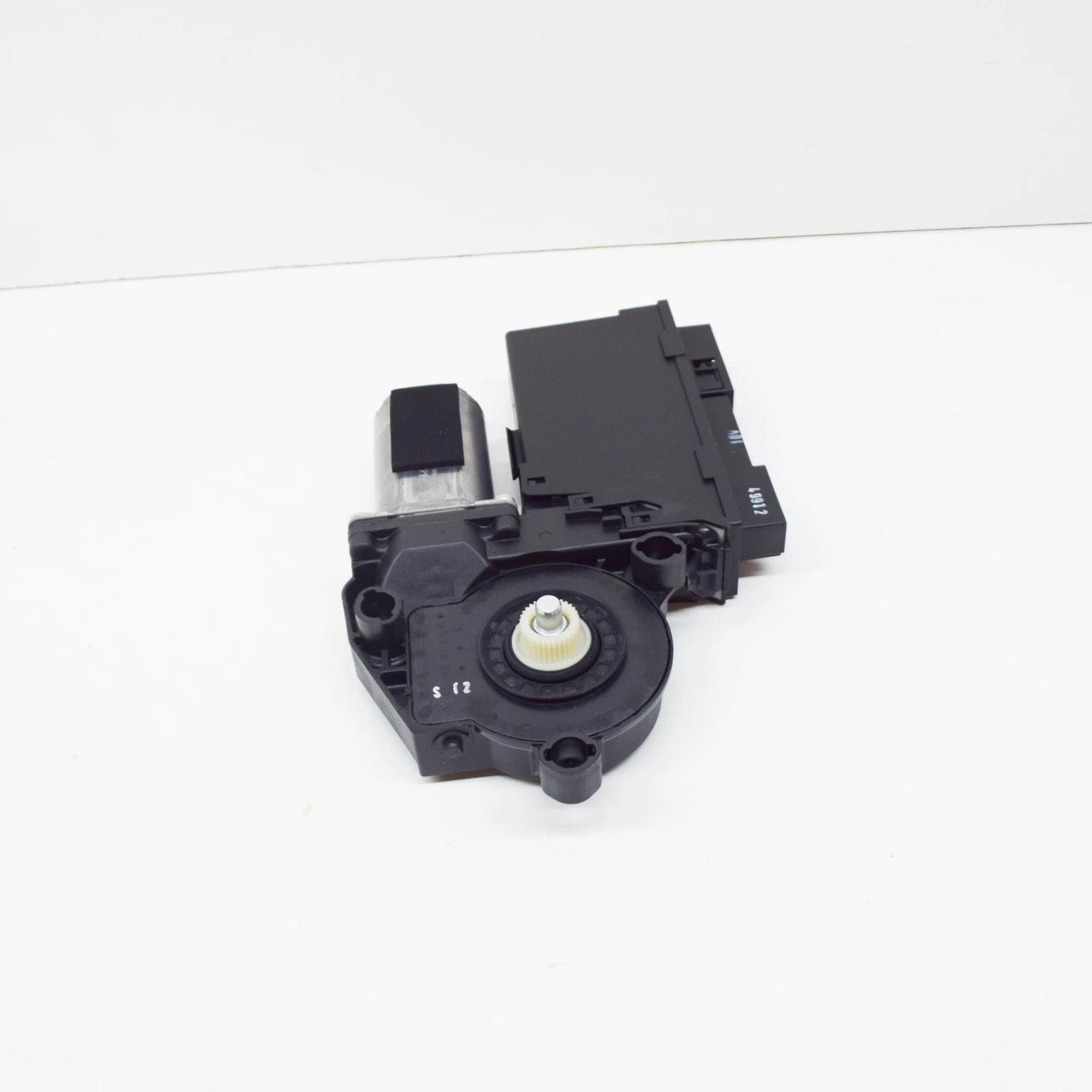 NEW AUDI A8 D3 FRONT RIGHT WINDOW REGULATOR MOTOR 4E2959802F RHD ORIGINAL