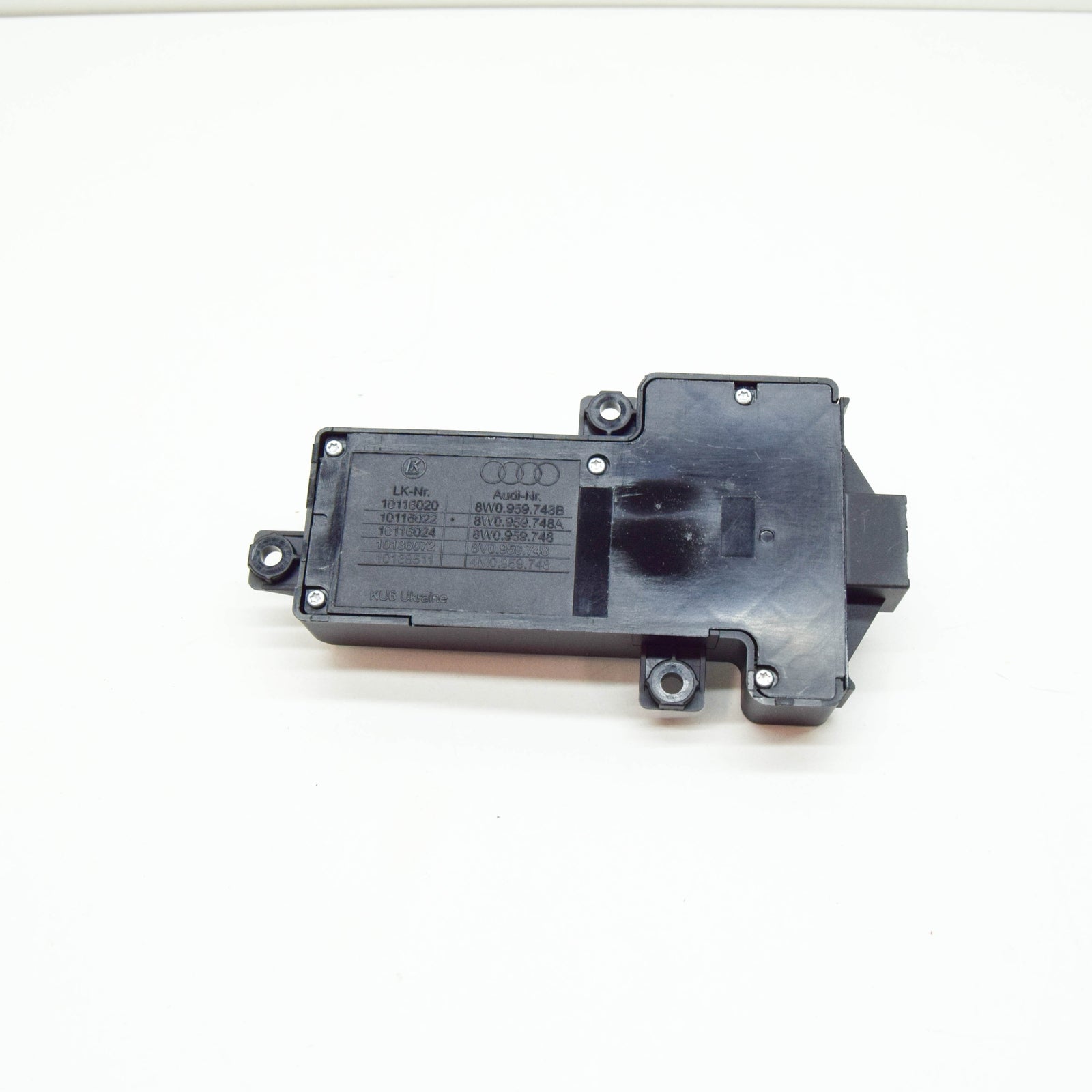 NEW VOLKSWAGEN PASSAT B8 3G FRONT RIGHT SEAT CONTROL BUTTONS 8W0959748A ORIGINAL