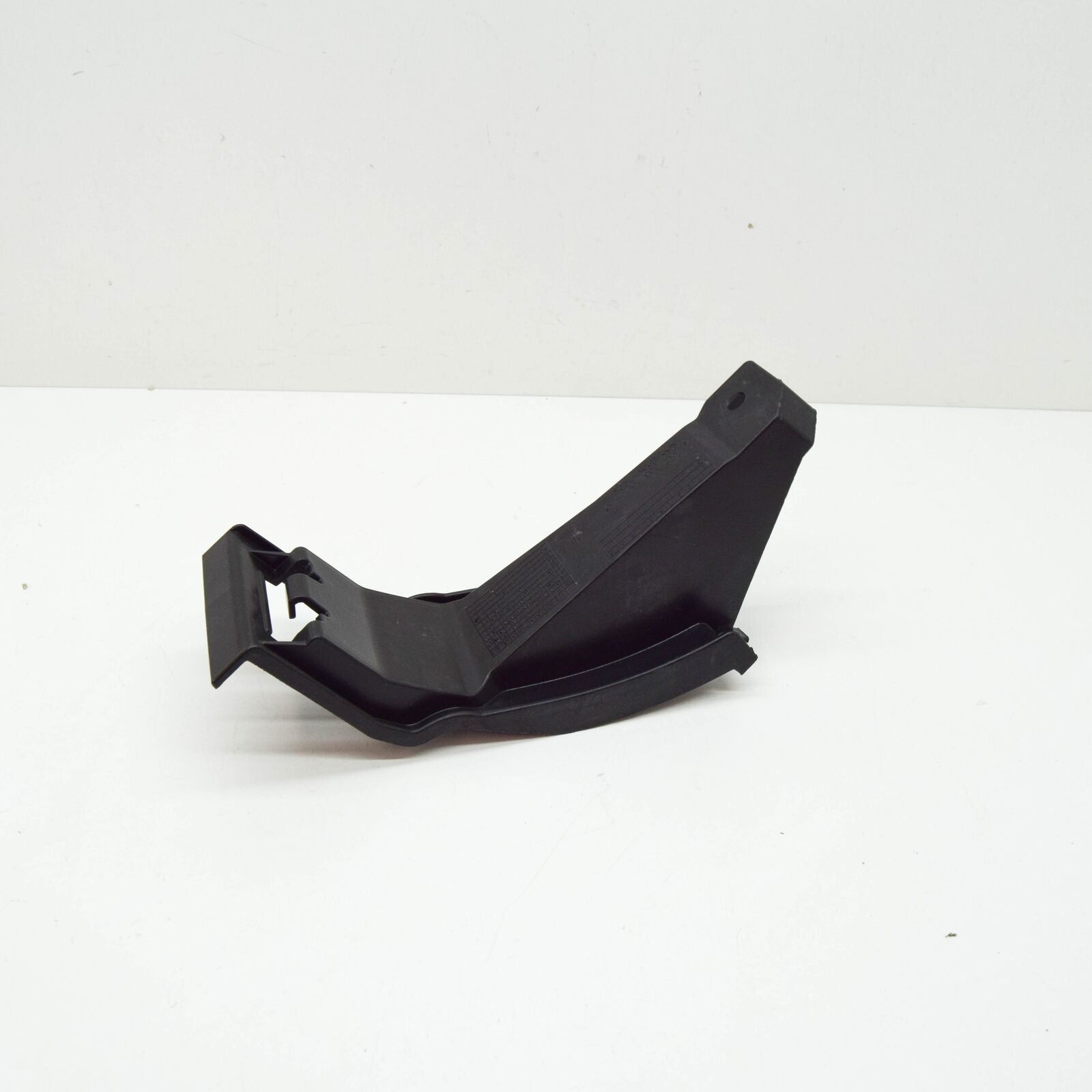 NEW MERCEDES-BENZ C W204 REAR BUMPER LEFT SIDE BRACKET AMG A2048854414 ORIGINAL