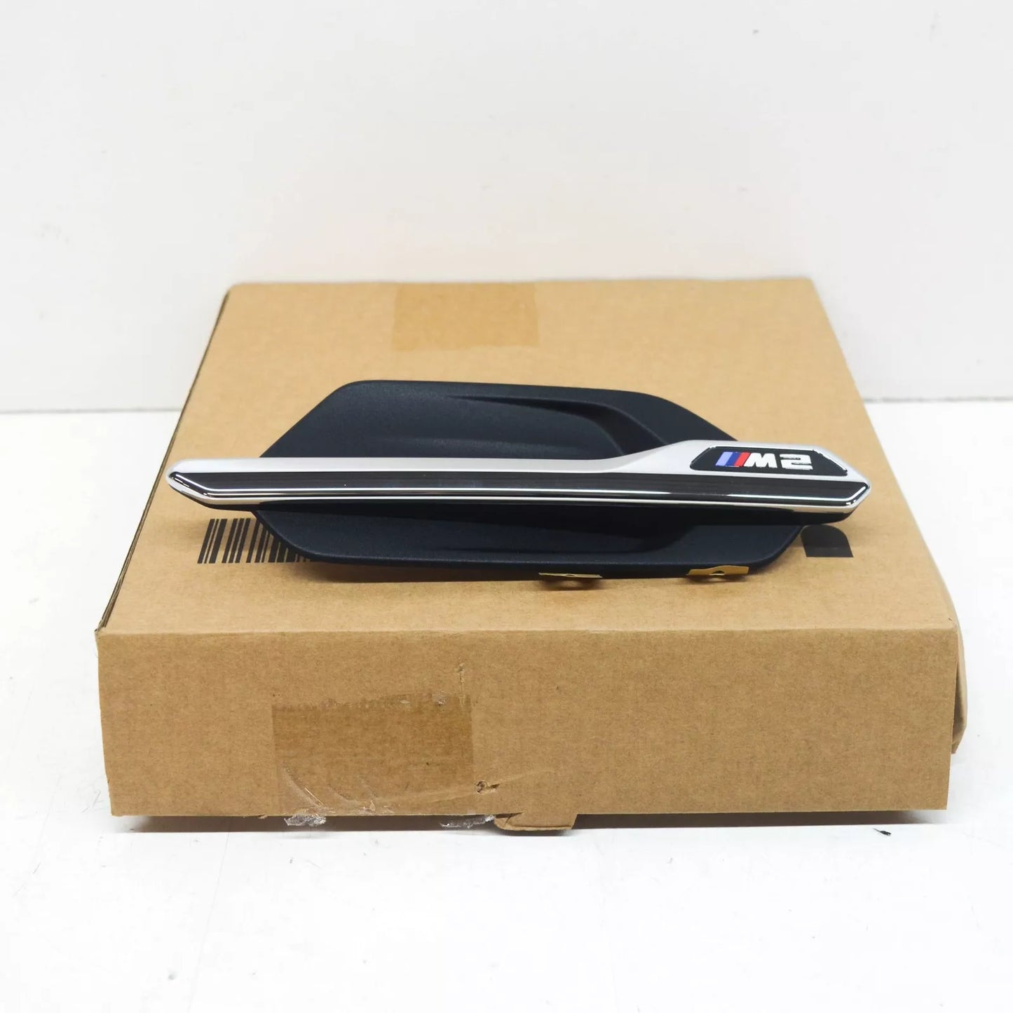 NEW BMW M2 COUPE F87 RIGHT SIDE WING MOULDING TRIM 51138062198 ORIGINAL