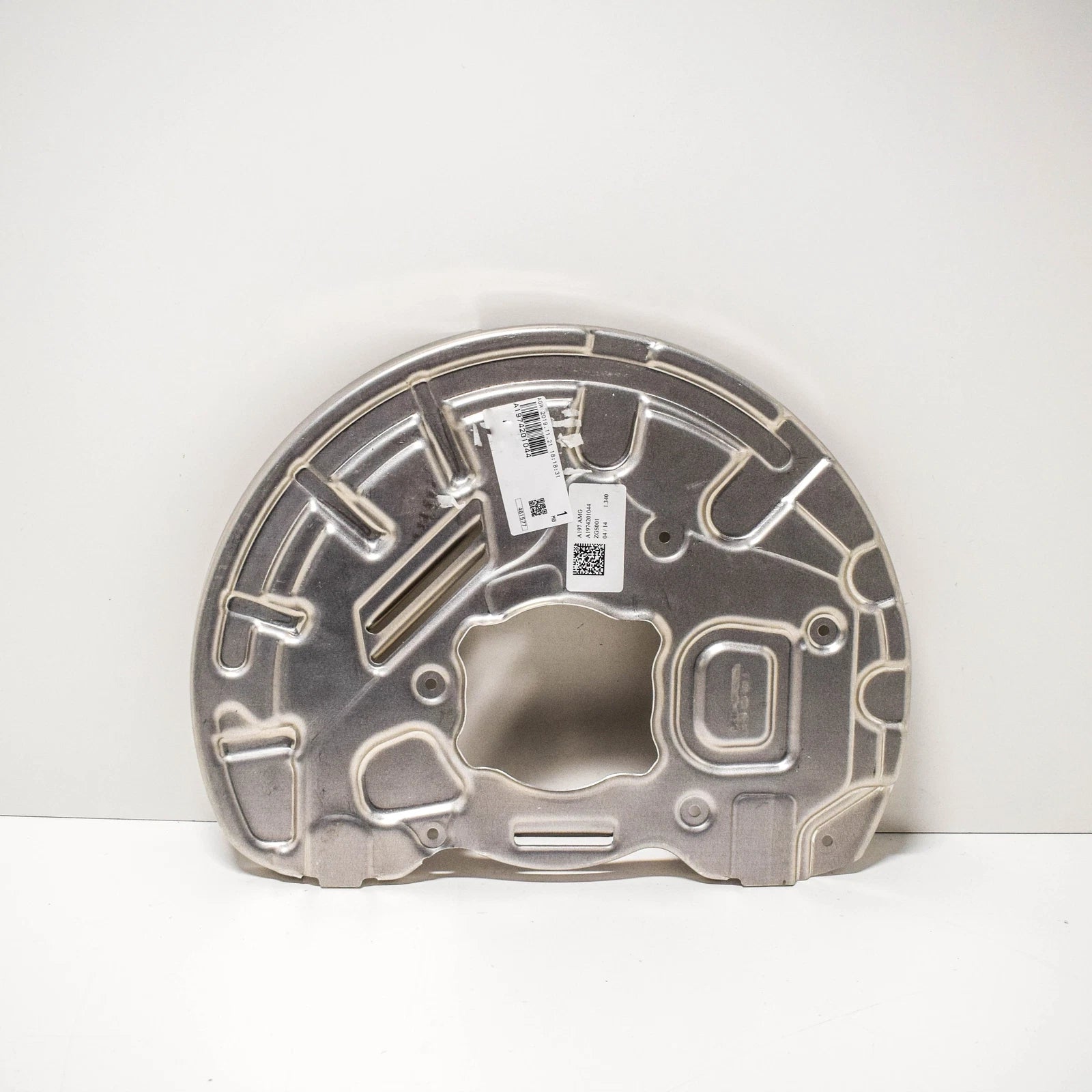 NEW MB SLS C197 AMG FRONT RIGHT BRAKE DISC COVERING PANEL A1974201044 ORIGINAL