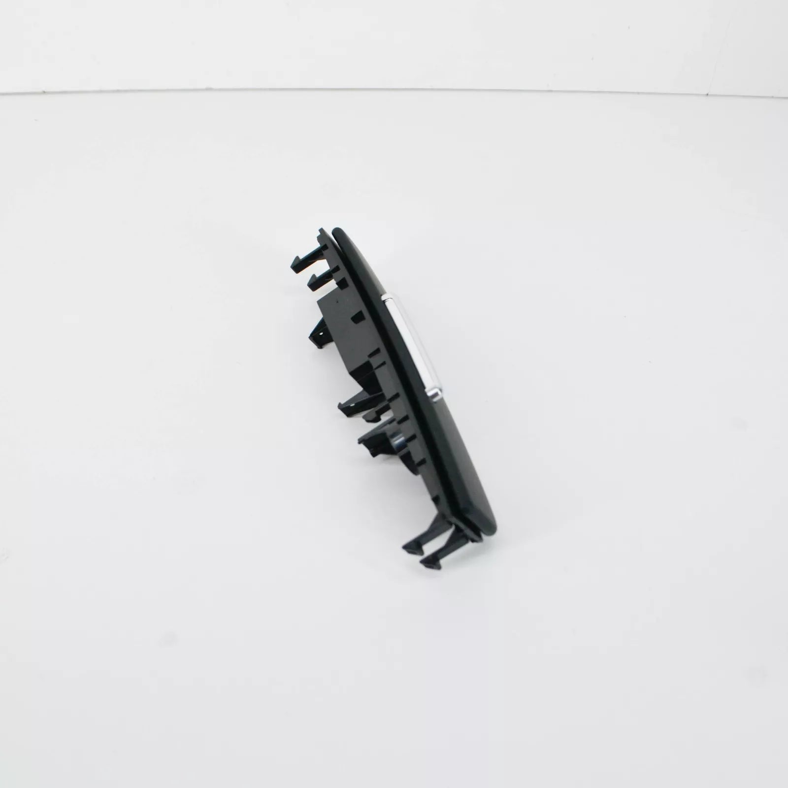 7P6-863-761-J-VAL NEW VW TOUAREG 7P INSTRUMENT PANEL BEZEL TRIM 7P6863761JVAL OE
