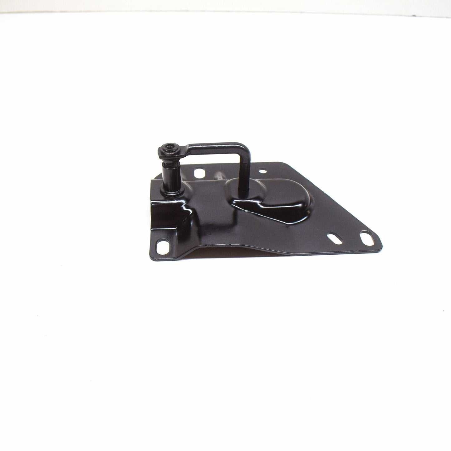 NEW AUDI A4 B9 FRONT HOOD RIGHT SAFETY LATCH STRIKER PLATE 8W0823186D ORIGINAL