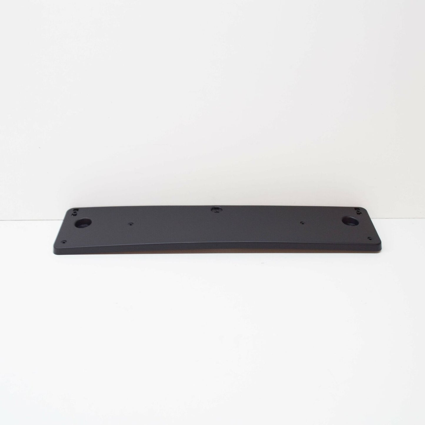 NEW MERCEDES-BENZ W176 A-CLASS AMG FRONT NUMBER PLATE PLINTH A1768801700