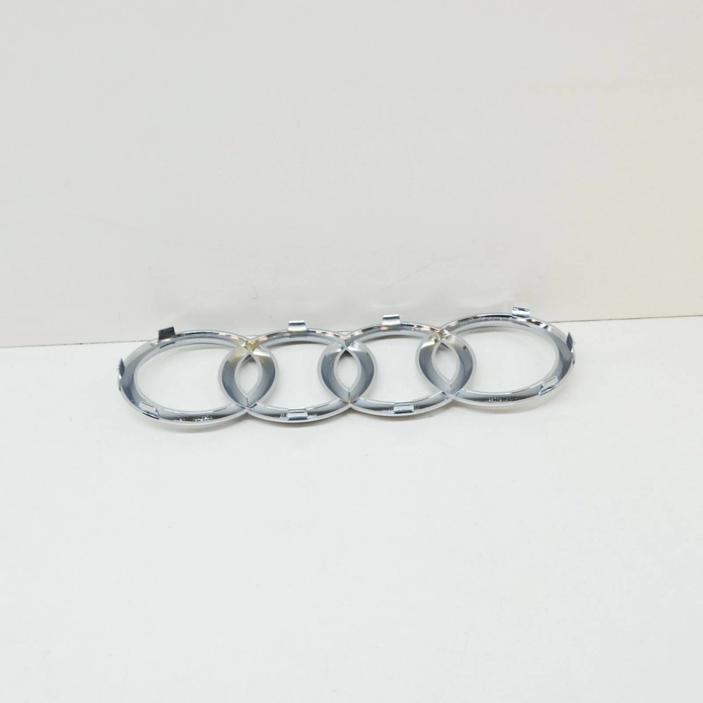 NEW AUDI A1 8X FRONT BUMPER RADIATOR GRILLE EMBLEM 8X0853605