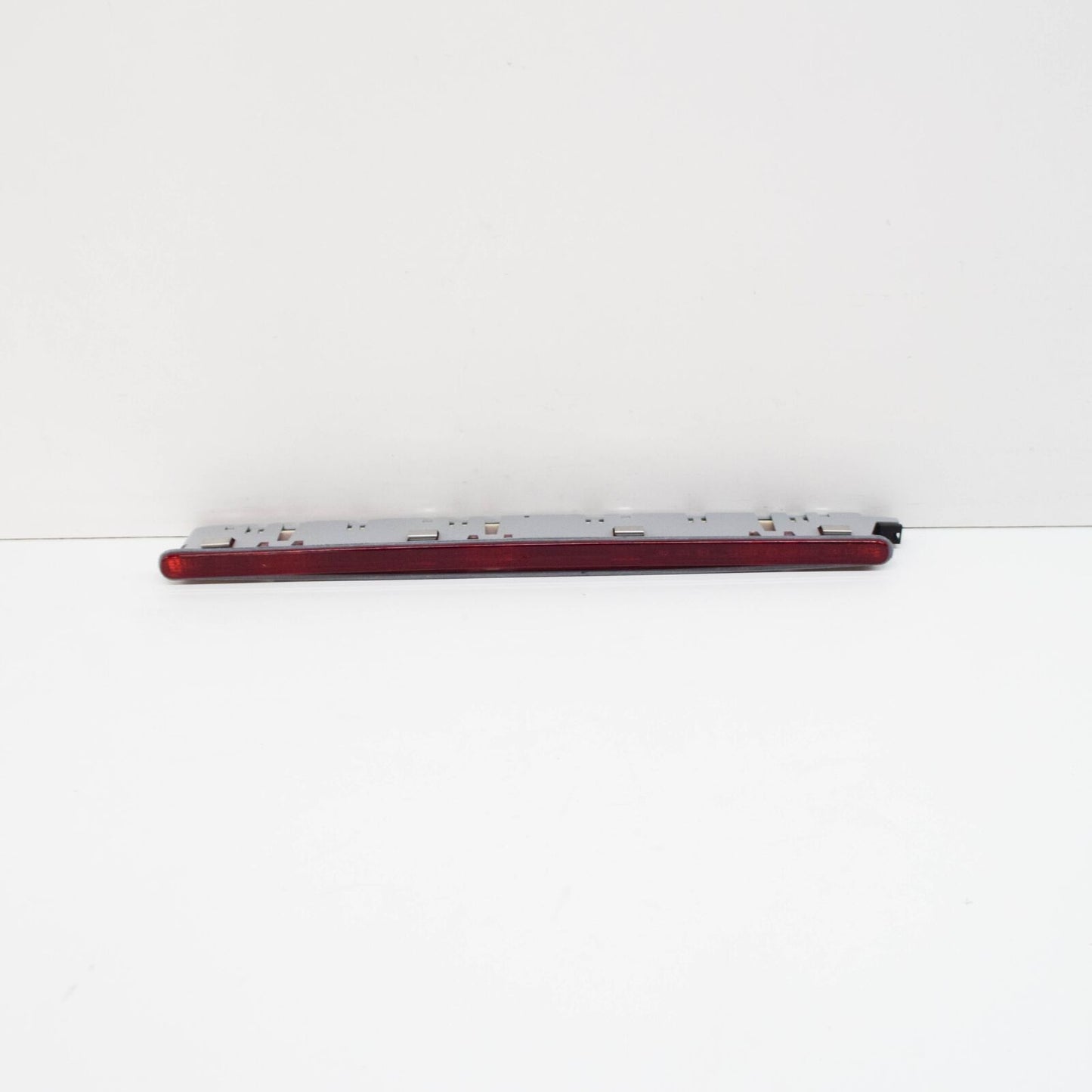 NEW MB E W210 REAR TRUNK BOOT ADDITIONAL BRAKE STOP LIGHT A2108201056 ORIGINAL