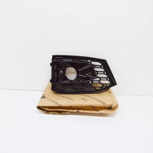 NEW AUDI RS4 B9 FRONT RIGHT AIR GUIDE GRILLE 8W6807682QT94