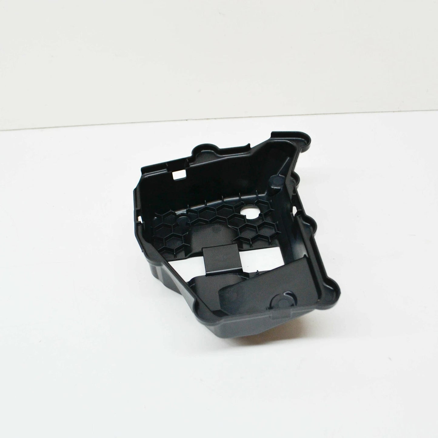 NEW AUDI A1 8X ENGINE COMPARTMENT TRIM COVER 04E103729 ORIGINAL