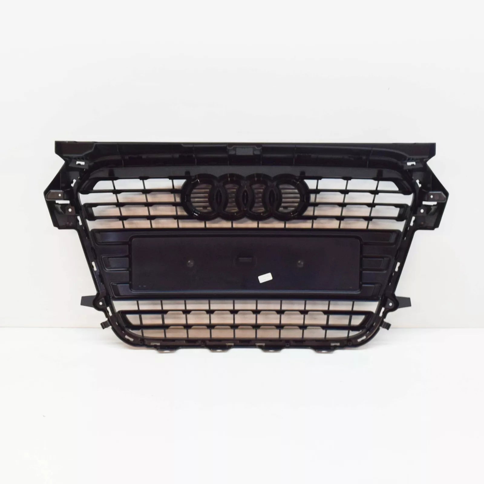 NEW AUDI A1 8X FRONT BUMPER RADIATOR GRILLE 8X0853651ALZ