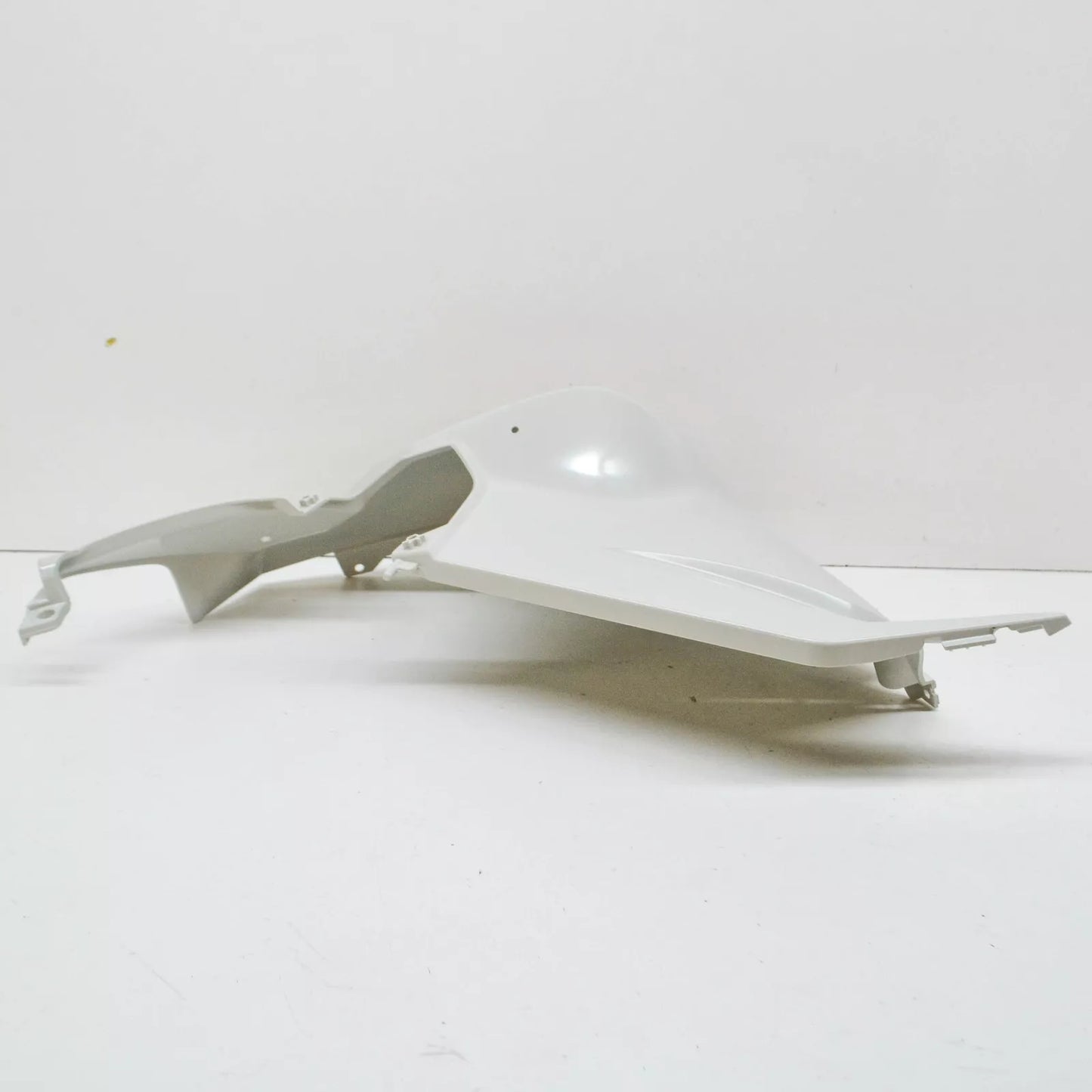 NEW BMW K73 F800 R LEFT TRIM PANEL 46638549809 ORIGINAL