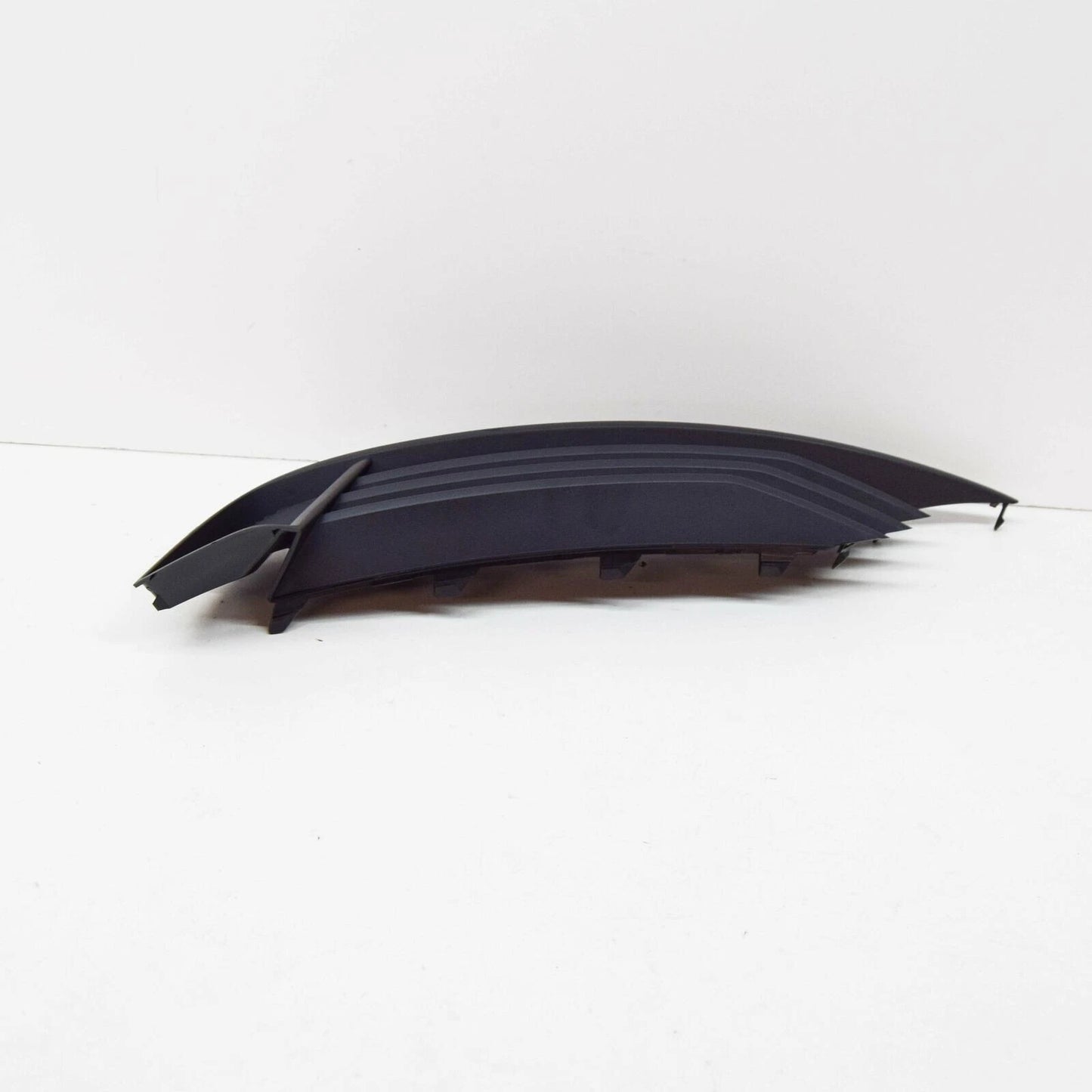 NEW AUDI A3 8V FRONT BUMPER LOWER RIGHT SIDE GRILLE 8V58076829B9 GENUINE / OEM