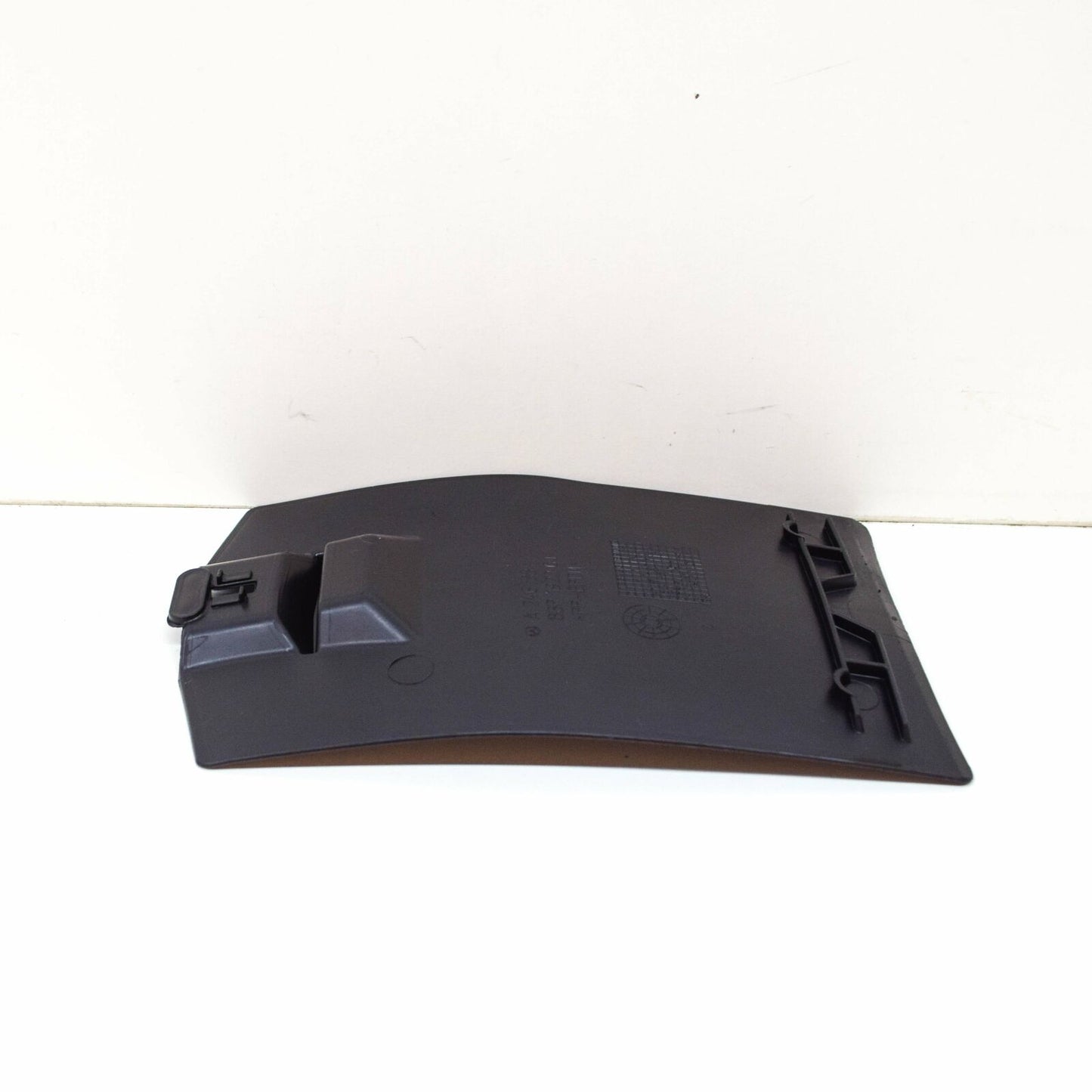 NEW MERCEDES BENZ B W246 FRONT WHEEL ARCH PLASTIC COVER A2468840222 ORIGINAL