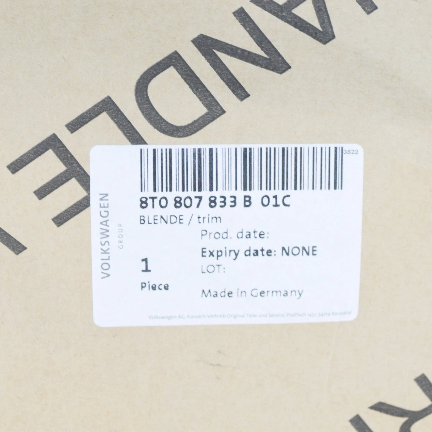 NEW AUDI A5 8T REAR BUMPER TRIM 8T0807833B01C