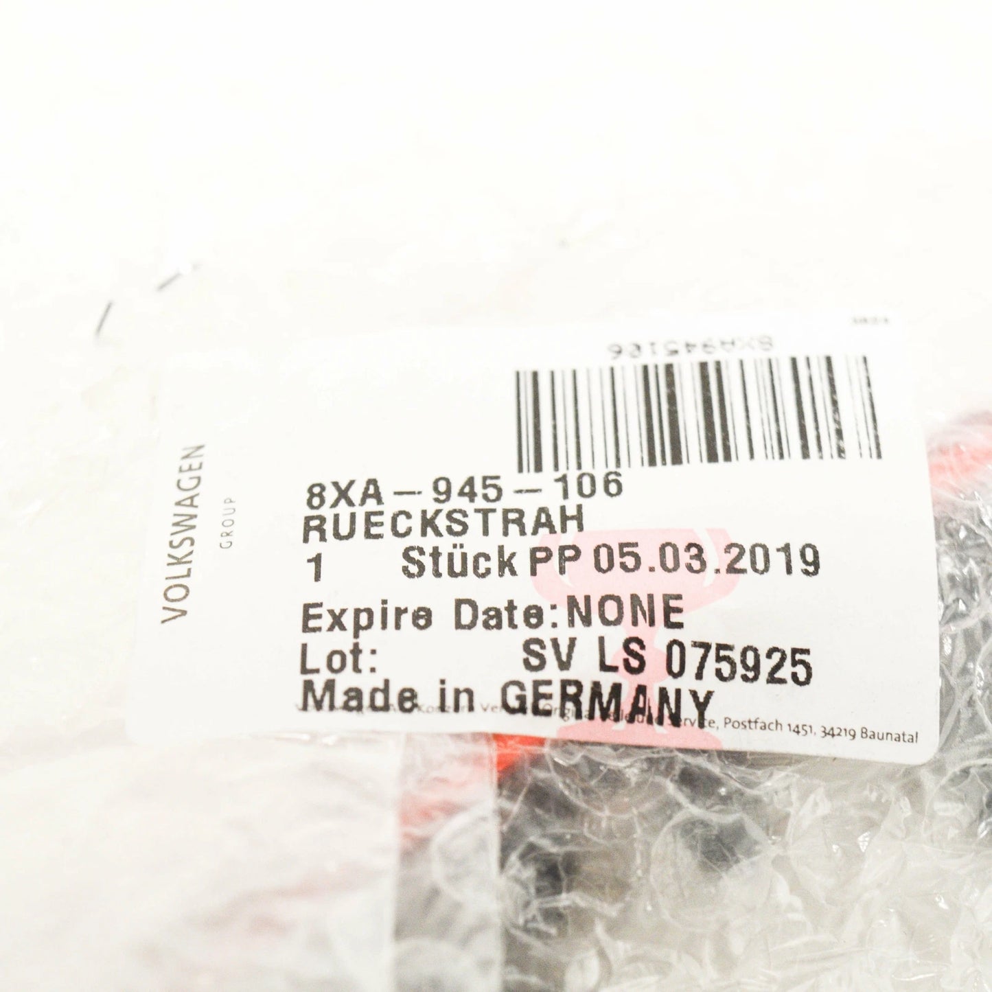 NEW AUDI A1 8X REAR BUMPER RIGHT SIDE REFLECTOR 8XA945106 ORIGINAL