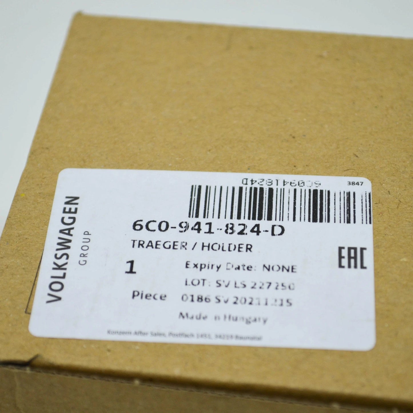 NEW AUDI A1 SPORTBACK GB FUSE BOX HOLDER 6C0941824D