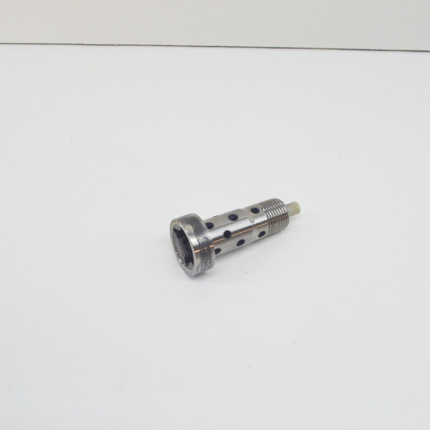 NEW MB AMG GT C190 ENGINE VARIABLE TIMING CONTROL VALVE A2760500278 ORIGINAL