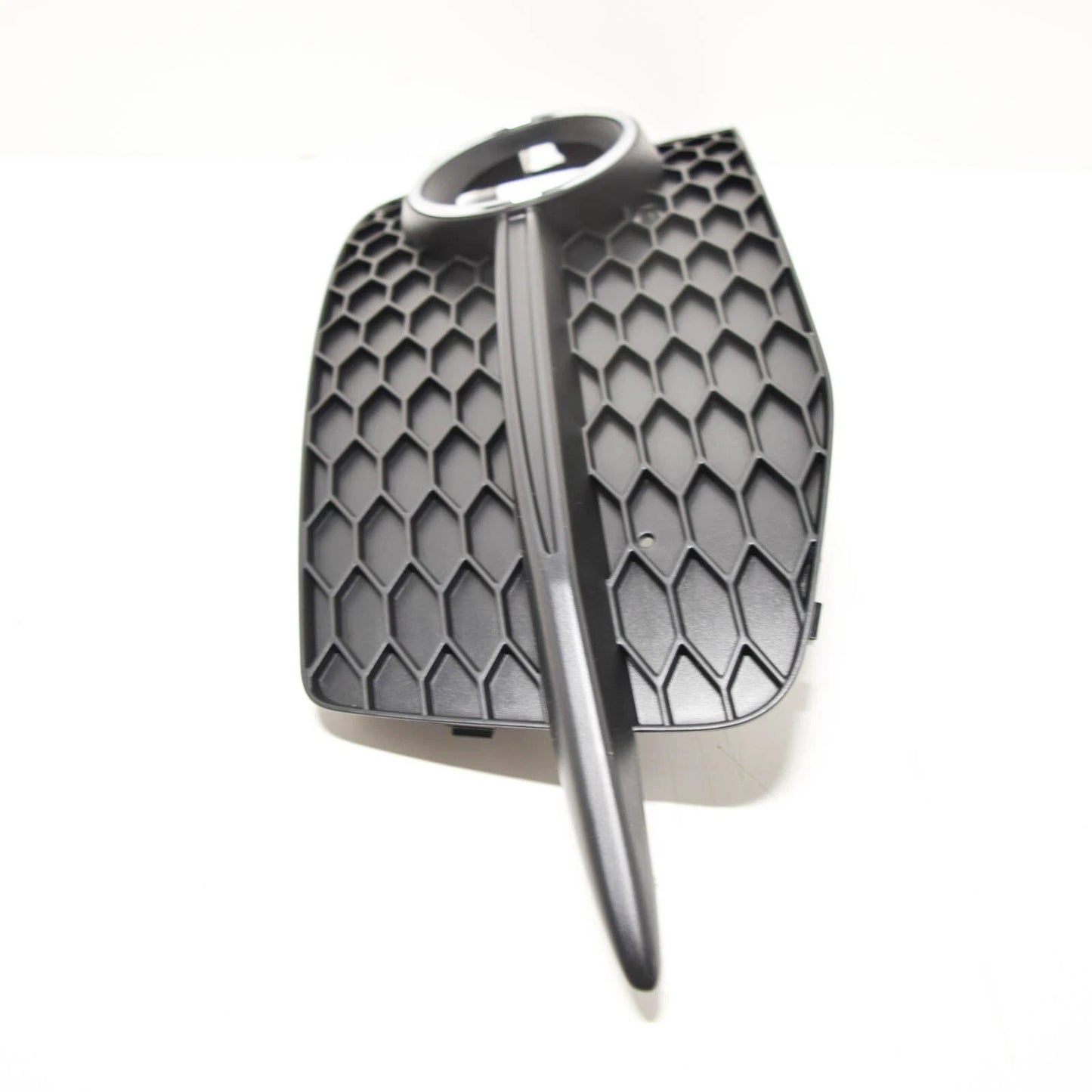 NEW AUDI Q3 8U LEFT FOG LIGHT GRILLE 8U0807681DSP9 8U0807681D