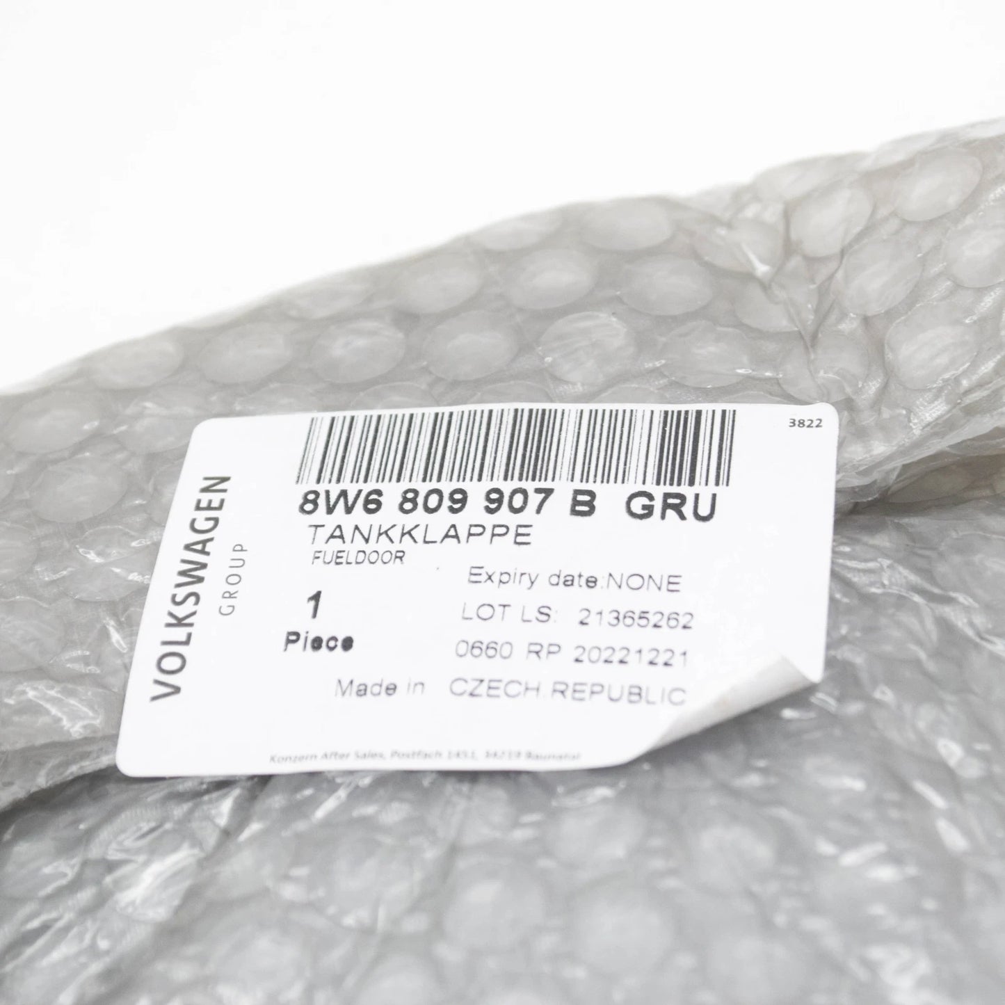 NEW AUDI A5 SPORTBACK F5 FUEL FILLER DOOR 8W6809907B GRU 8W6809907BGRU ORIGINAL