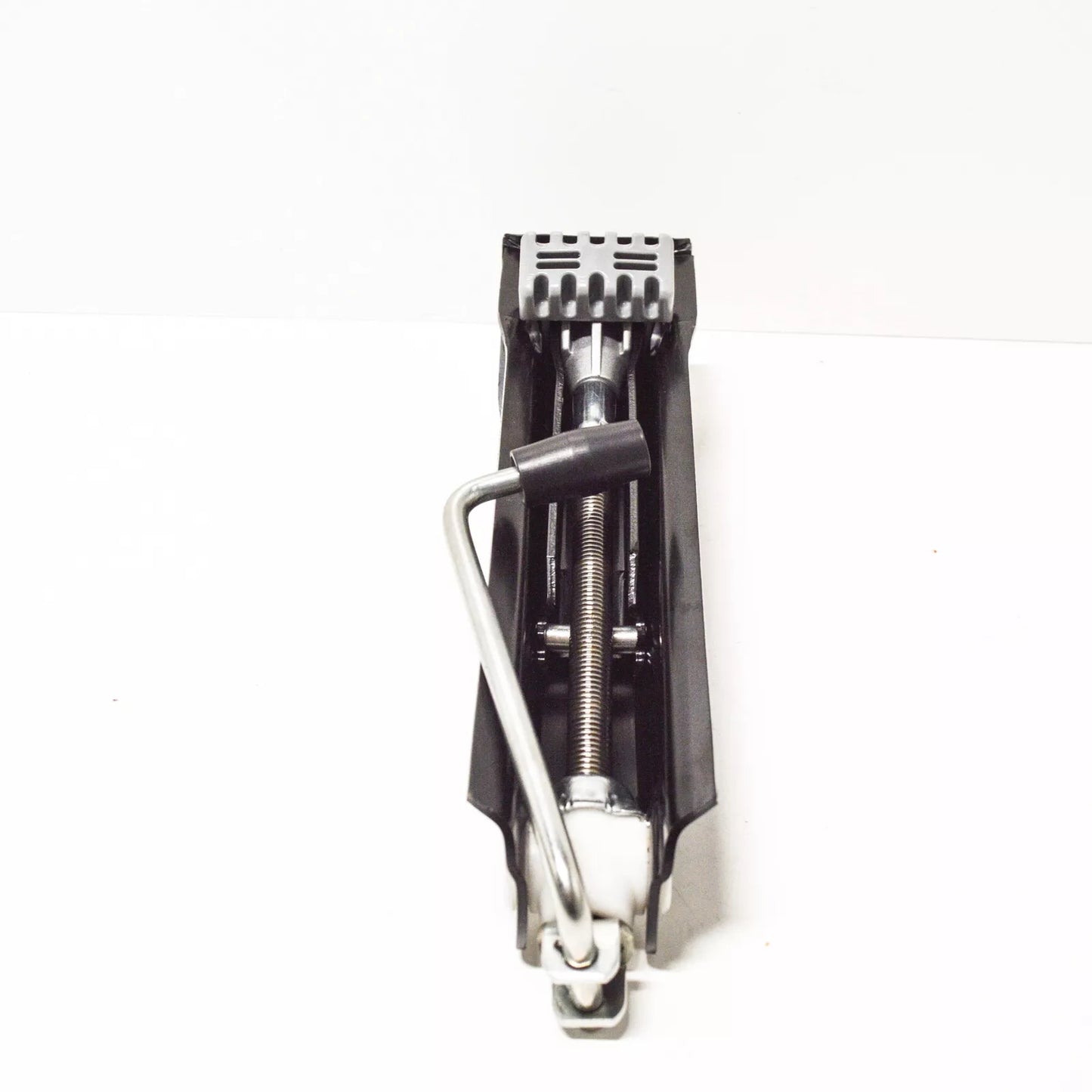 NEW MERCEDES-BENZ C W205 LIFT JACK A2055800000 ORIGINAL
