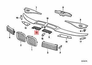 NEW BMW 8 E31 FRONT RIGHT WINDSHIELD WIPER COWL GRILL 51131970696 ORIGINAL