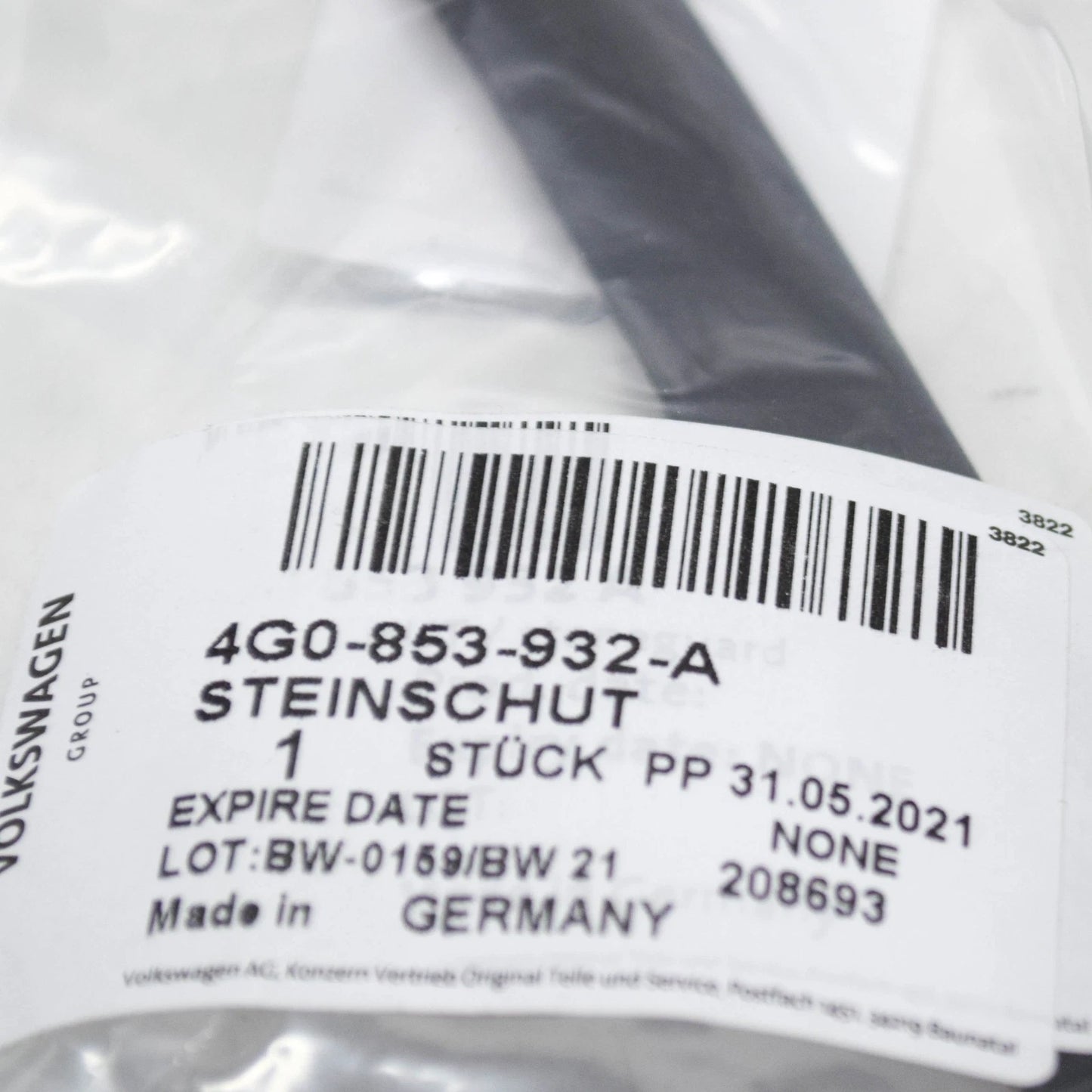 NEW AUDI A6 AVANT C7 FRONT RIGHT STONE CHIP GUARD 4G0853932A ORIGINAL