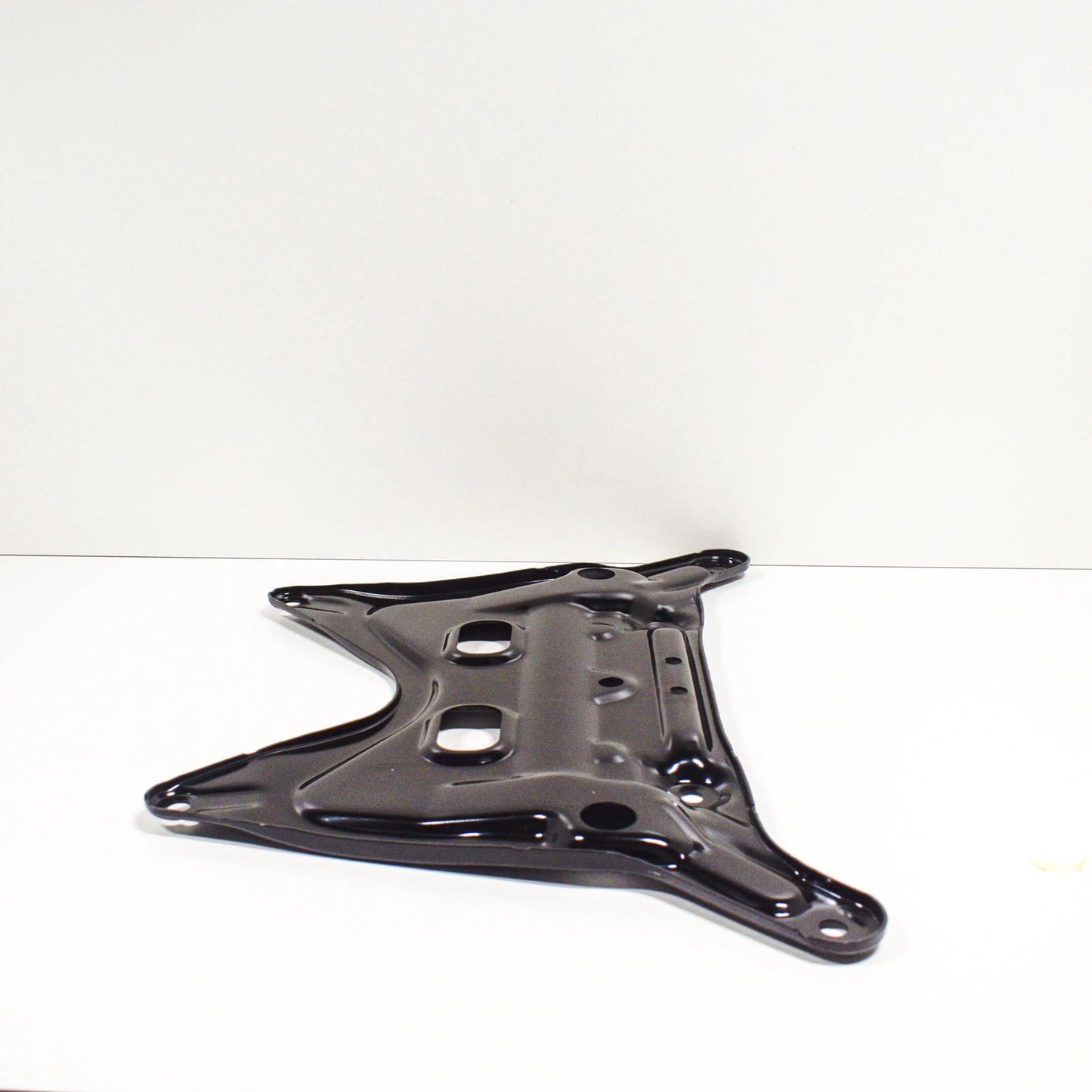 NEW MERCEDES BENZ E W212 FASTENING PLATE SUPPORT A2126280900 ORIGINAL