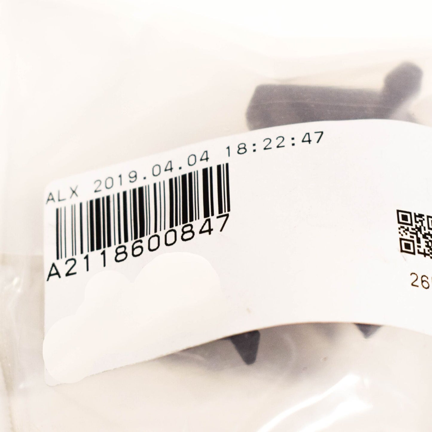 NEW MERCEDES BENZ E W221 TAILGATE LIFTGATE WASHER NOZZLE JET A2118600847 GENUNE