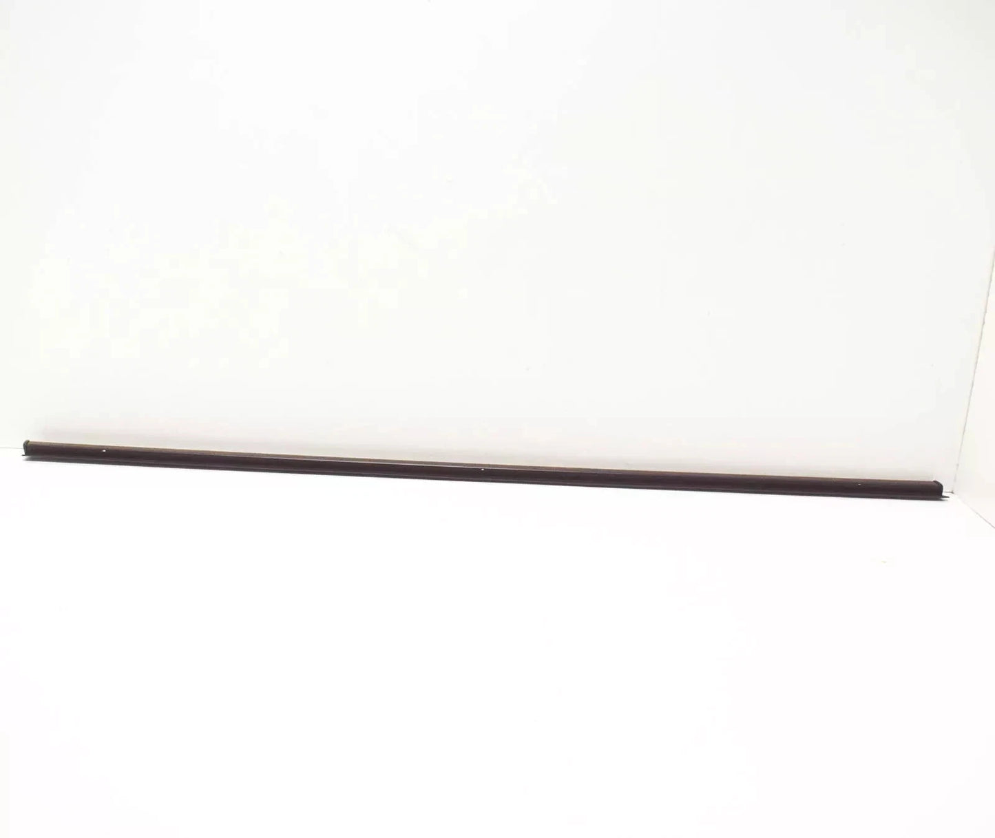 BMW 7 E38 Front Right Lower Door Seal 51218150094 8150094 NEW