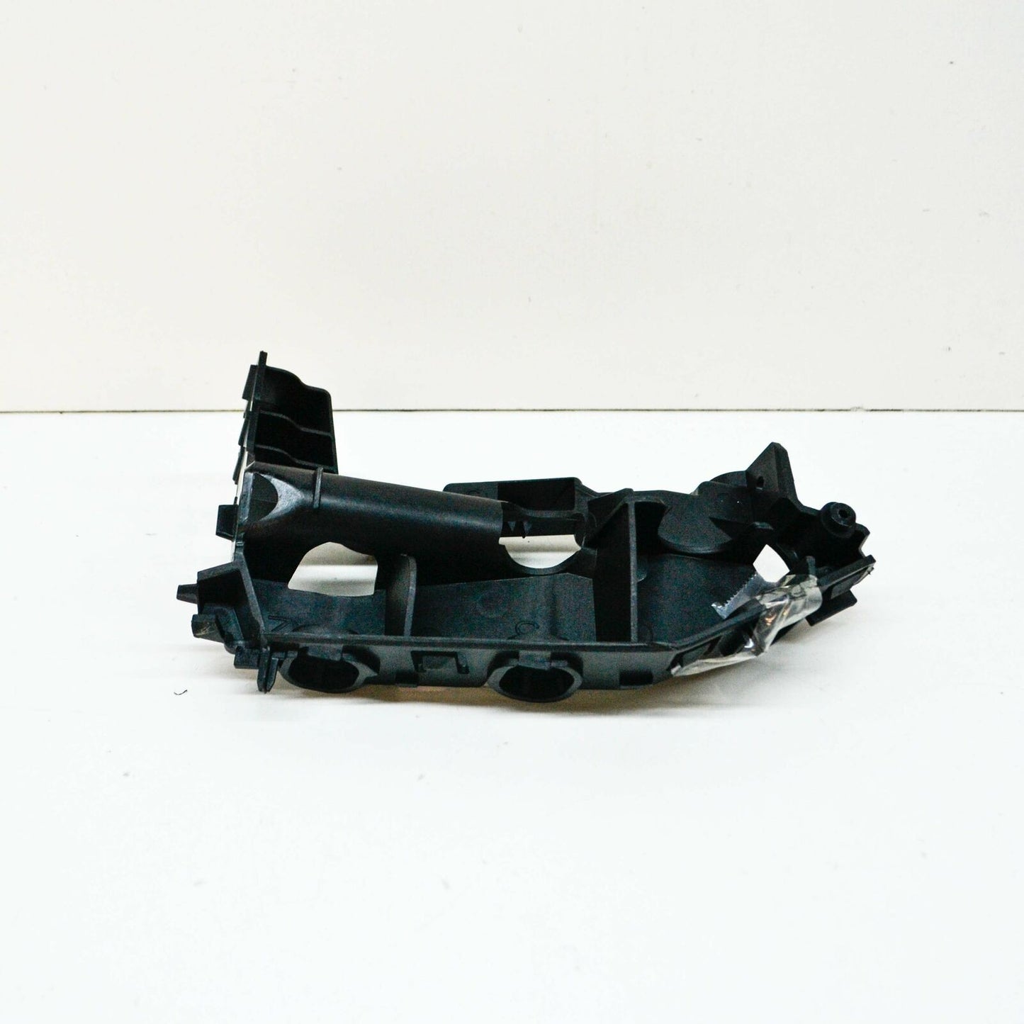 NEW AUDI Q8 SQ8 FRONT RIGHT UPPER BUMPER GUIDE 4M8807284 ORIGINAL