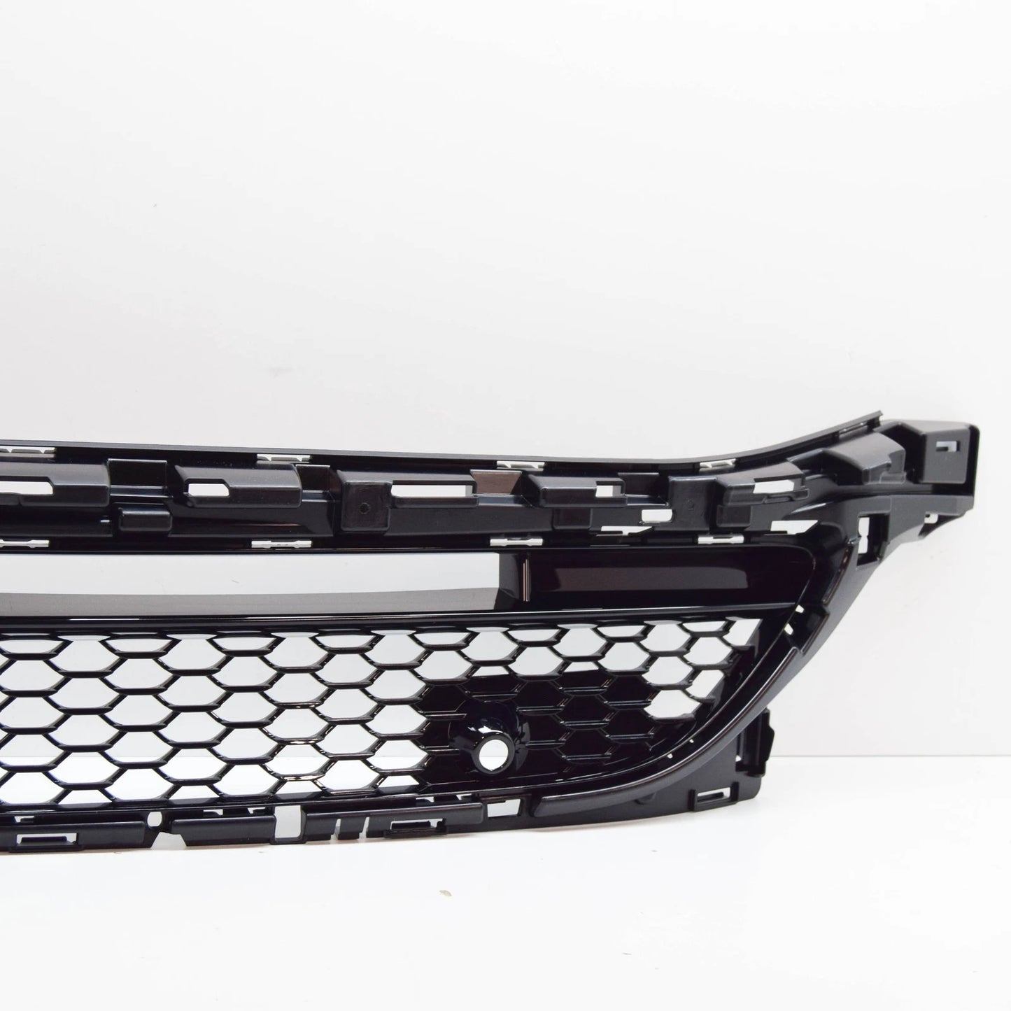 NEW MERCEDES-BENZ S W223 FRONT BUMPER CENTER LOWER GRILLE A2238852001 ORIGINAL