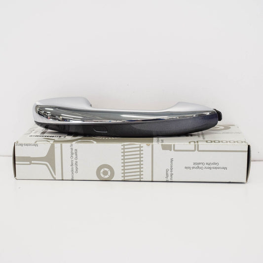 NEW MB C-CLASS W205 FRONT RIGHT EXTERIOR DOOR HANDLE A09976056017992 ORIGINAL