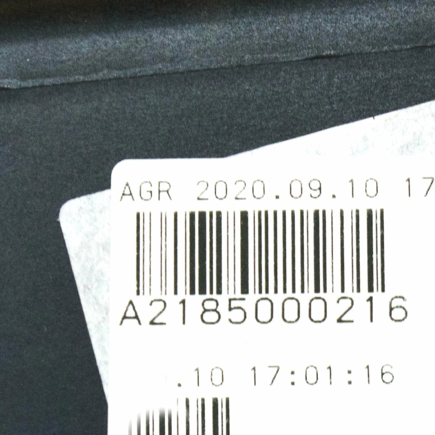 NEW MERCEDES-BENZ CLS C218 OIL COOLER AIR DUCT A2185000216 ORIGINAL