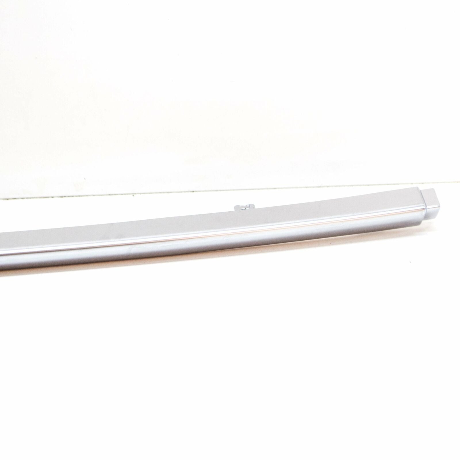 NEW MB E W212 FRONT BUMPER CENTER BOTTOM ORNAMENTAL MOLDING A2128853574 ORIGINAL