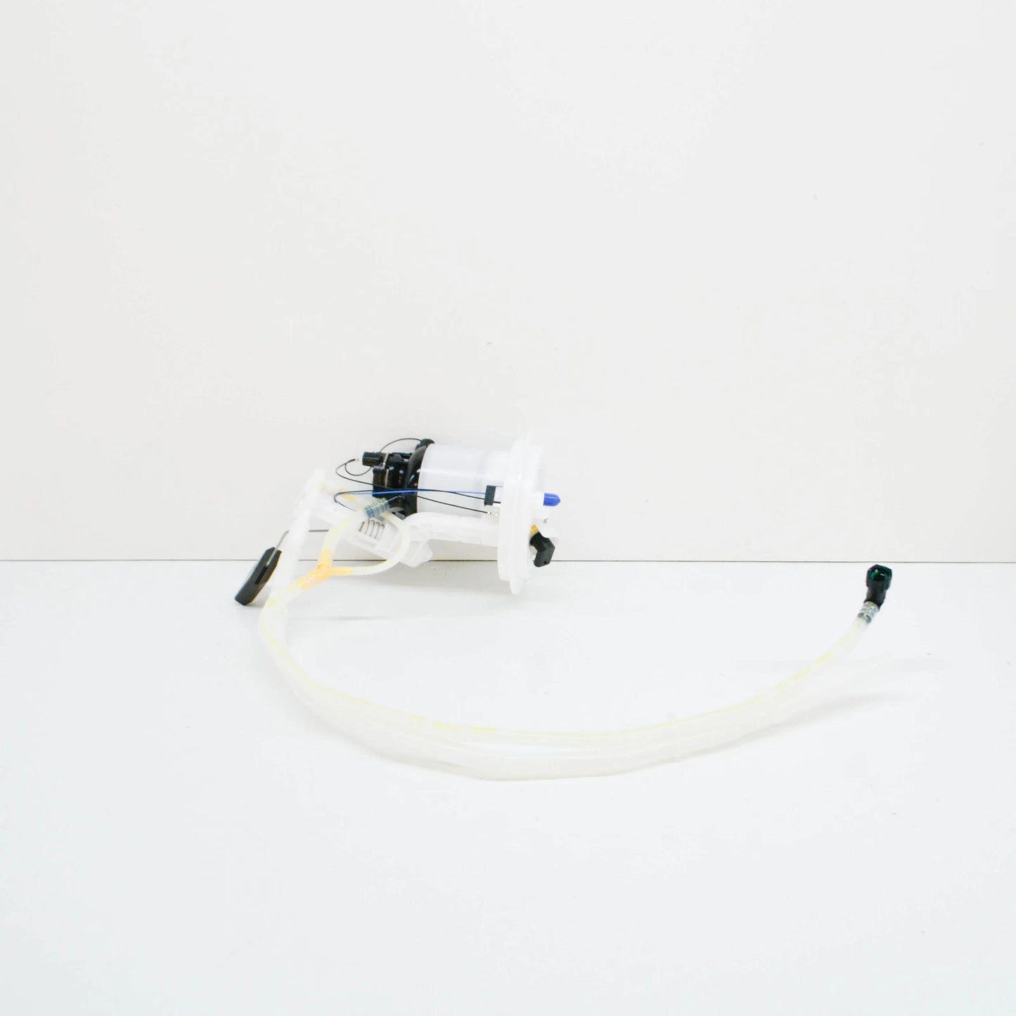 NEW MERCEDES BENZ C W204 FUEL TANK LEFT SUCTION JET PUMP A2184700994 ORIGINAL