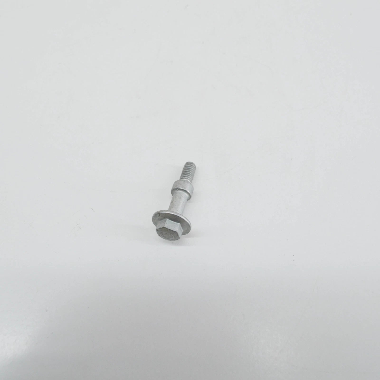 NEW BMW 3 E30 CYLINDER HEAD COVER COLLAR SCREW 11121715915 ORIGINAL