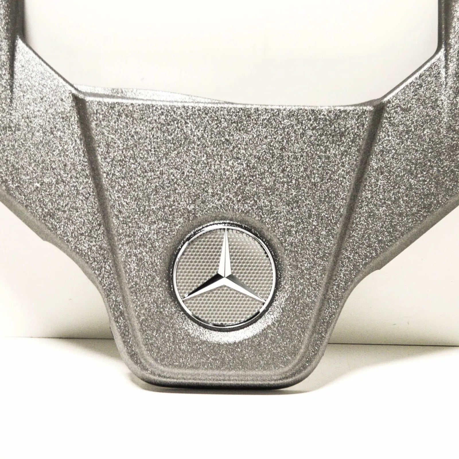MERCEDES-BENZ FRONT CYLINDER HEAD COVER PLATE WITH LOGO A1560100467 NEW