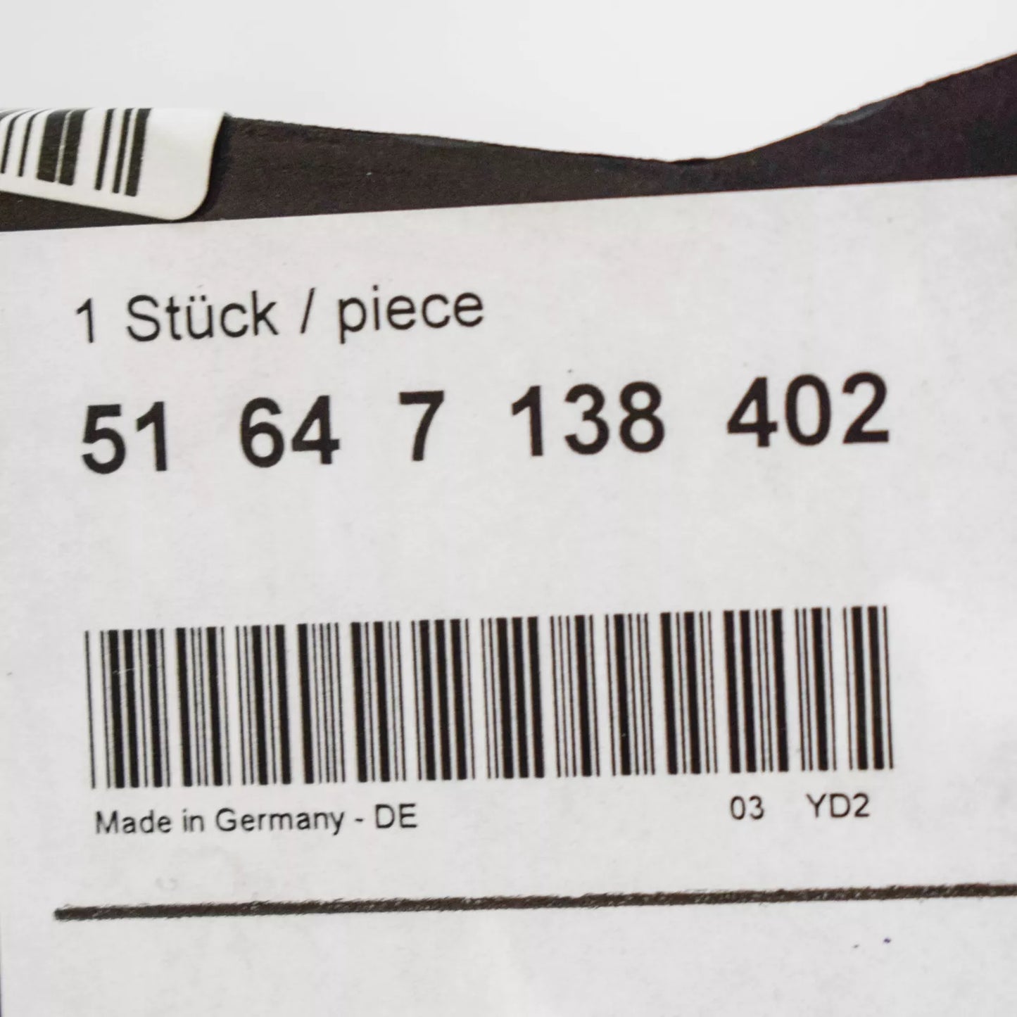 NEW BMW 3 E90 FRONT RIGHT HEADLIGHT BRACKET 51647138402