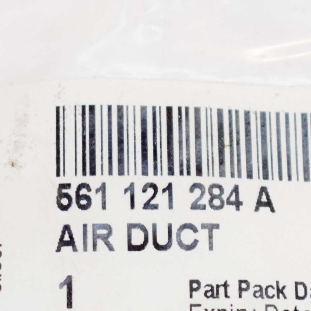 NEW VOLKSWAGEN PASSAT B8 RADIATOR RIGHT SIDE AIR GUIDE 561121284A 2016 ORIGINAL