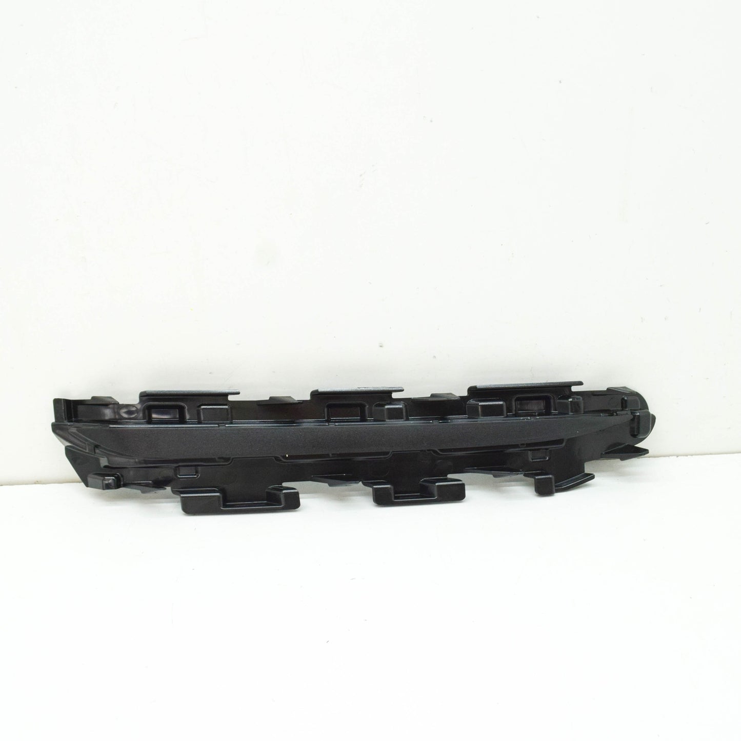 NEW AUDI Q7 4M FRONT RIGHT BUMPER END CAP 4M0807750D ORIGINAL