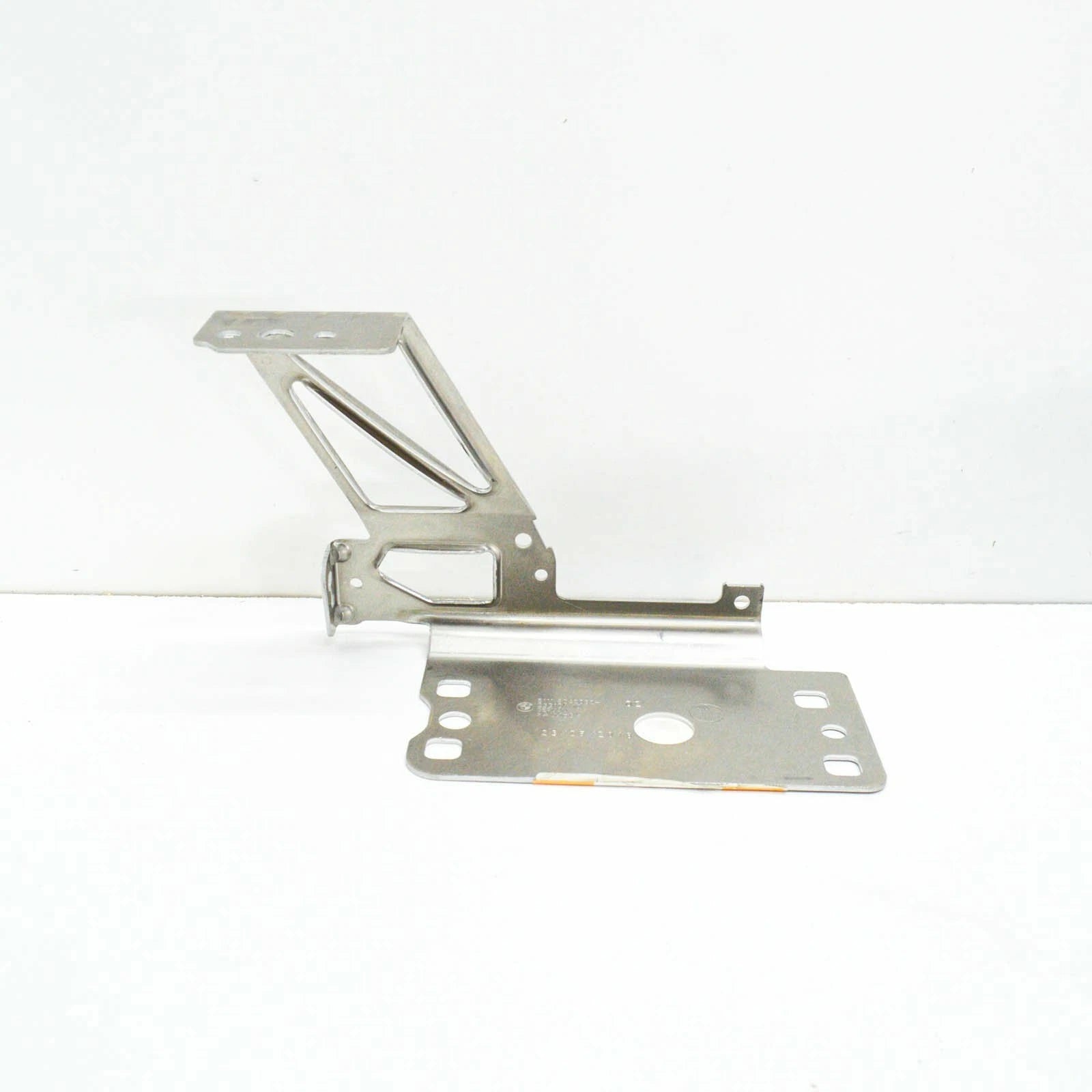 NEW BMW M3 CONVERTIBLE E93 FRONT RIGHT M BUMPER BRACKET 51118042082 ORIGINAL