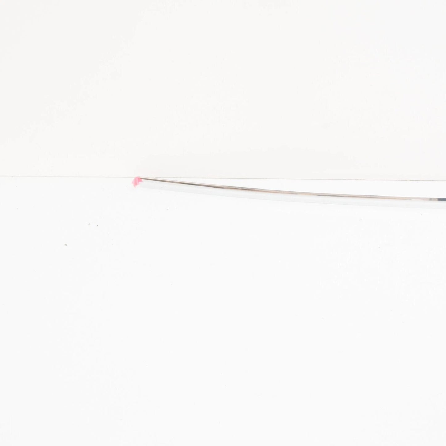 VOLKSWAGEN BEETLE FRONT RIGHT SIDE DOOR CHROME STRIP 5C5837380 NEW