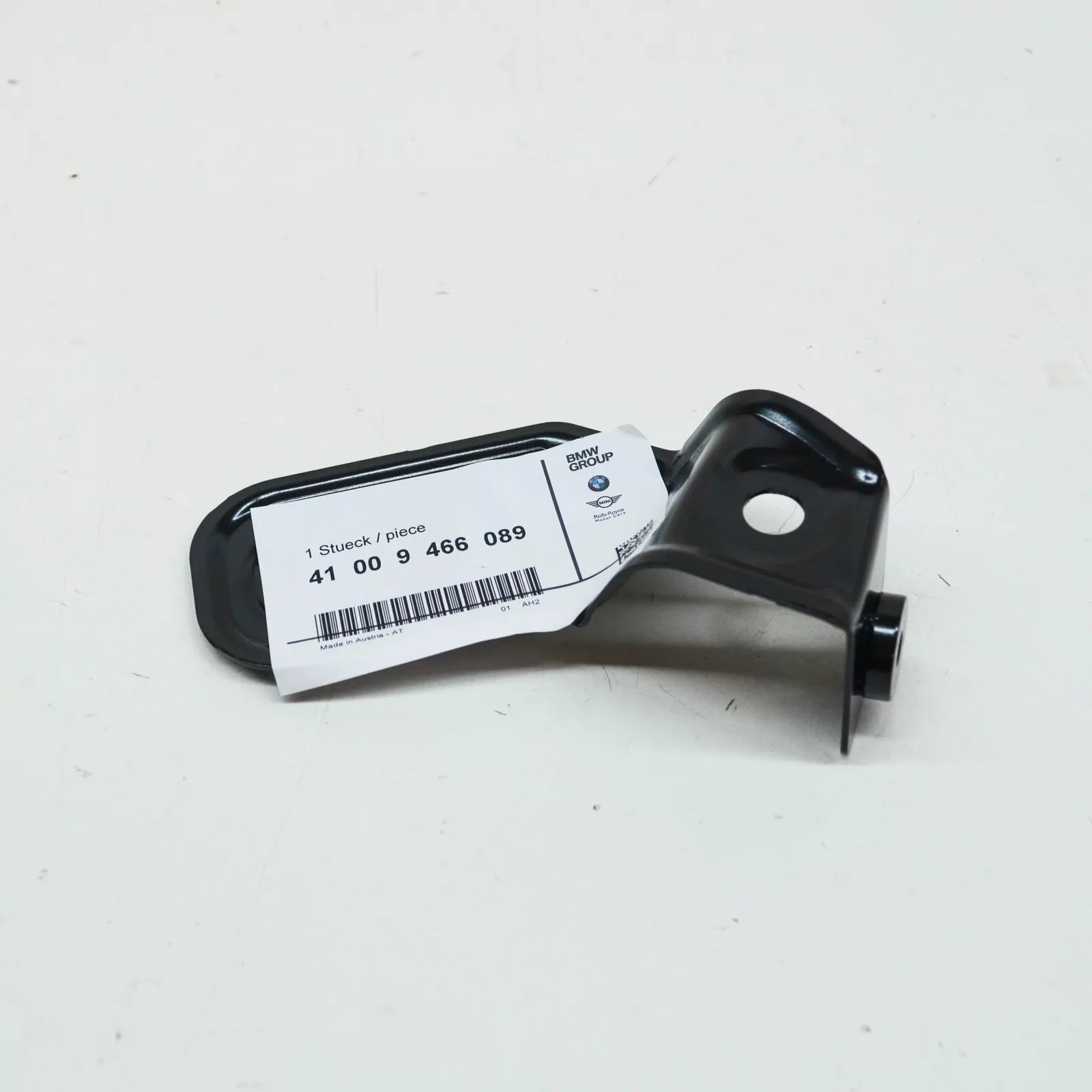 NEW BMW M4 COUPE G22 G82 FRONT LEFT FENDER HOLDER BRACKET 41009466089 ORIGINAL