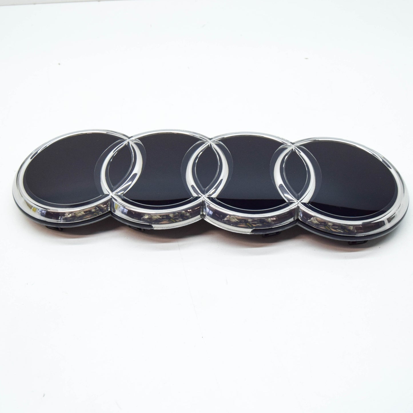 NEW AUDI Q4 E-TRON FRONT BUMPER RADIATOR GRILLE BADGE 89A8536052ZZ ORIGINAL