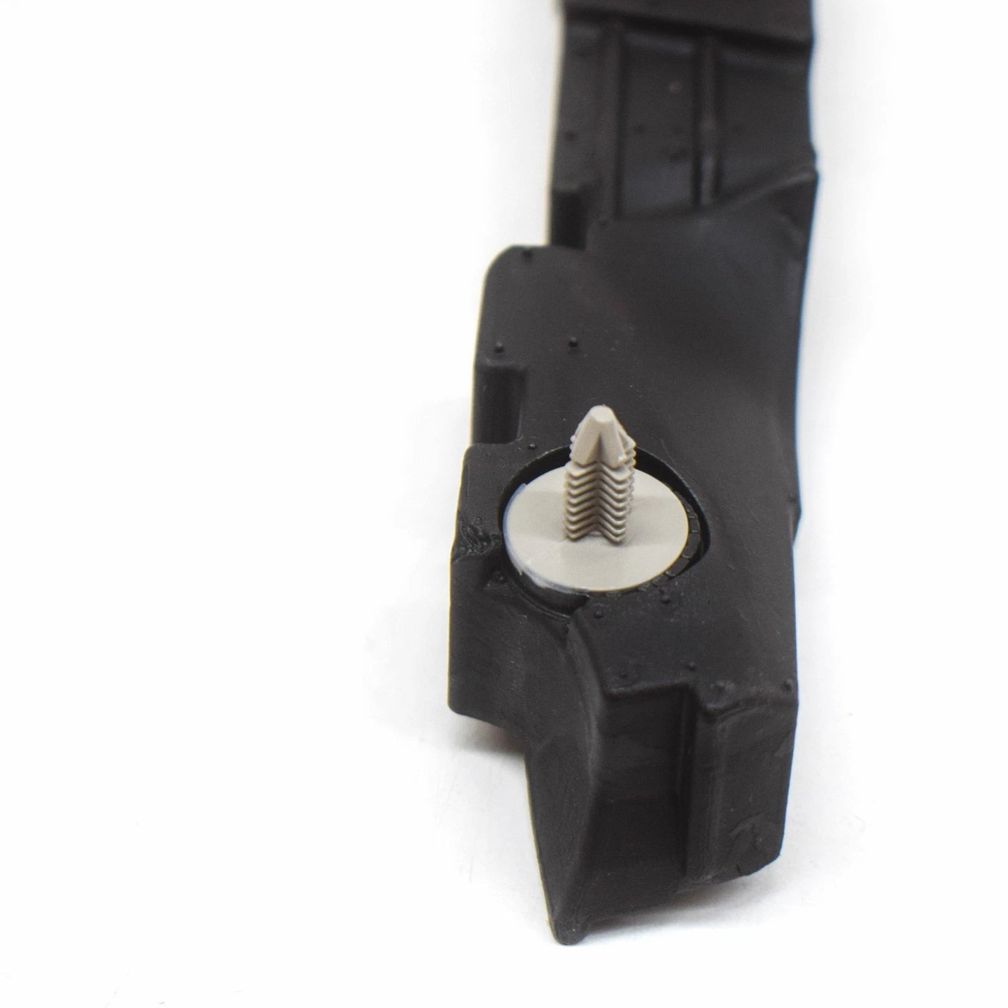 NEW AUDI A6 C8 FRONT RIGHT FENDER WING INSERT INSULATOR 4K8807252 ORIGINAL