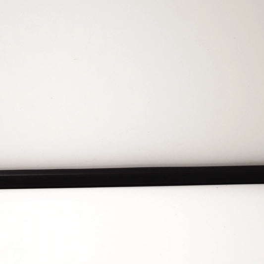 NEW BMW 1502 FRONT DOOR WINDOW GASKET 51471822072 1822072 ORIGINAL