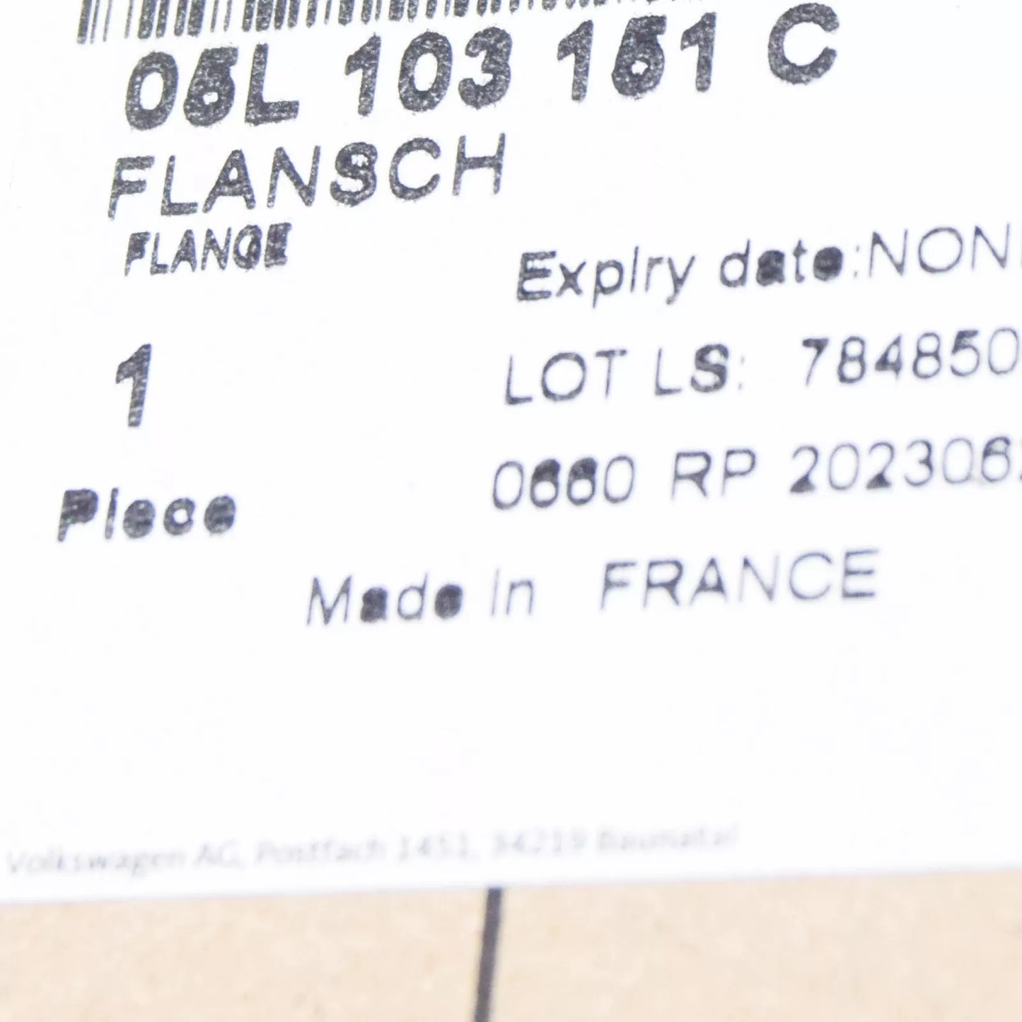 NEW AUDI Q5 FY CRANKCASE HOUSING SEALING FLANGE 05L103151C ORIGINAL