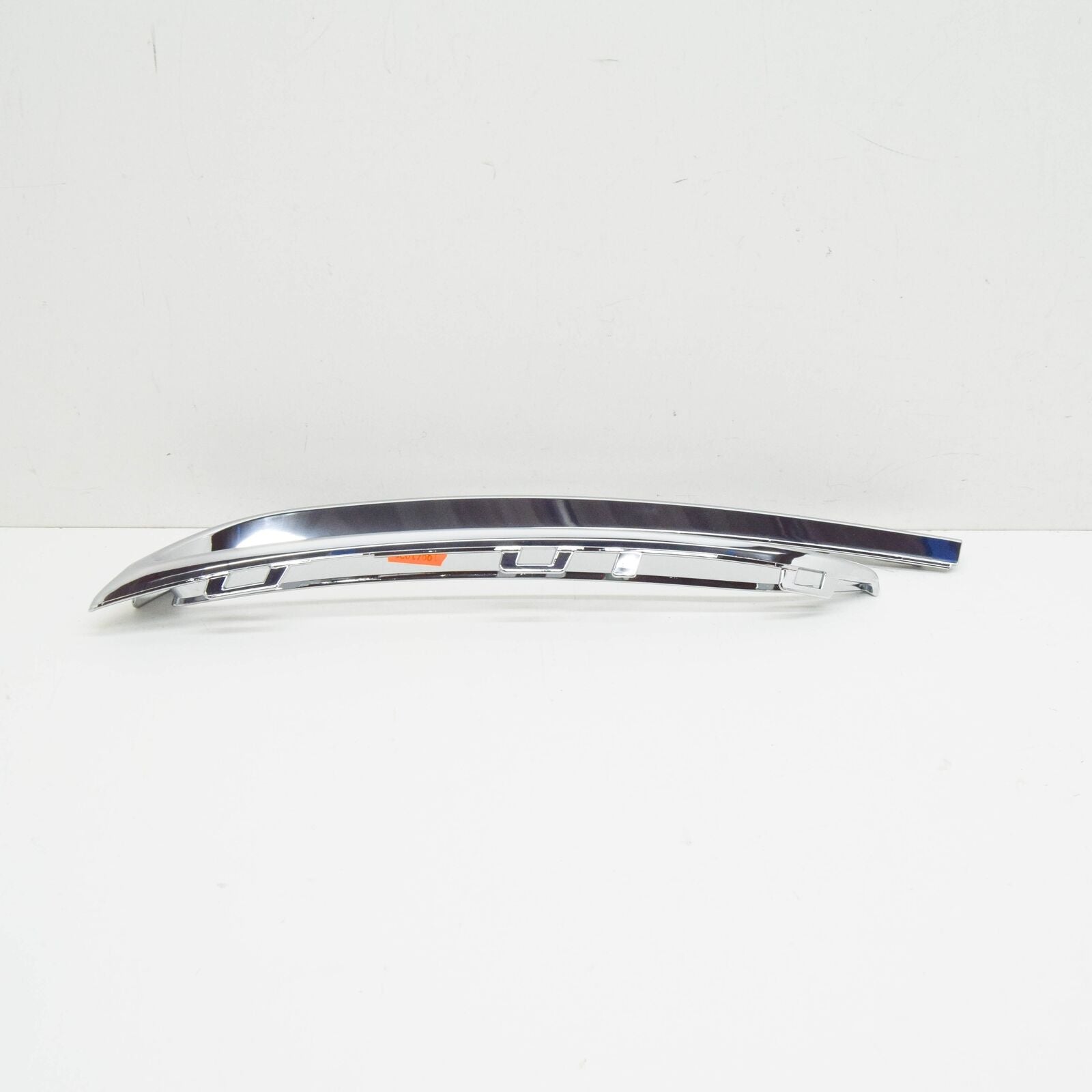 NEW SKODA SUPERB MK3 REAR BUMPER LEFT TRIM INSERT 3V58078332ZZ ORIGINAL