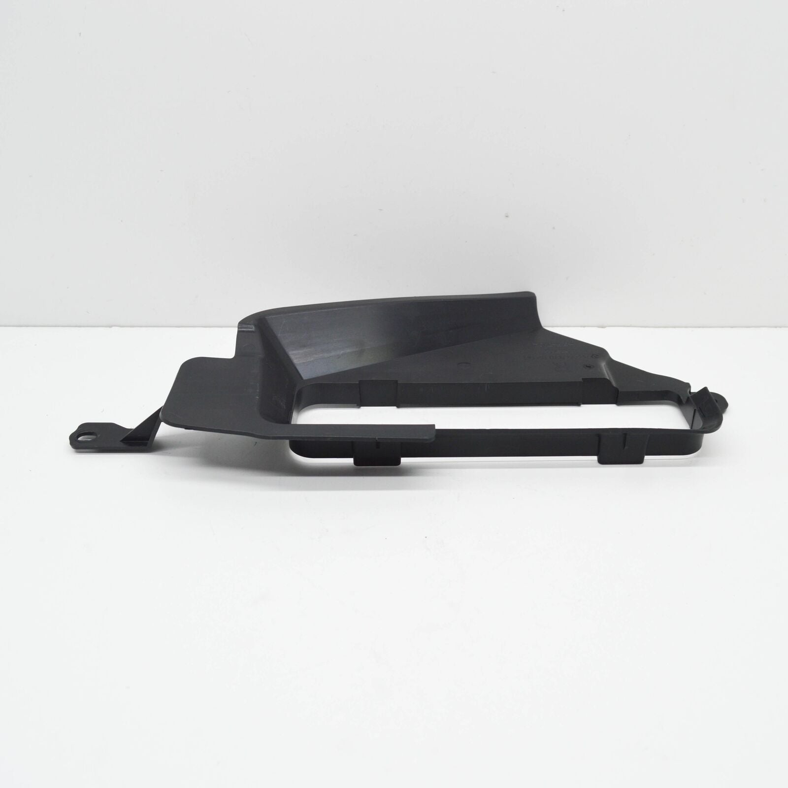 NEW MB CLS C218 REAR RIGHT WING AIR INTAKE FLAP COVER A2188300200 ORIGINAL